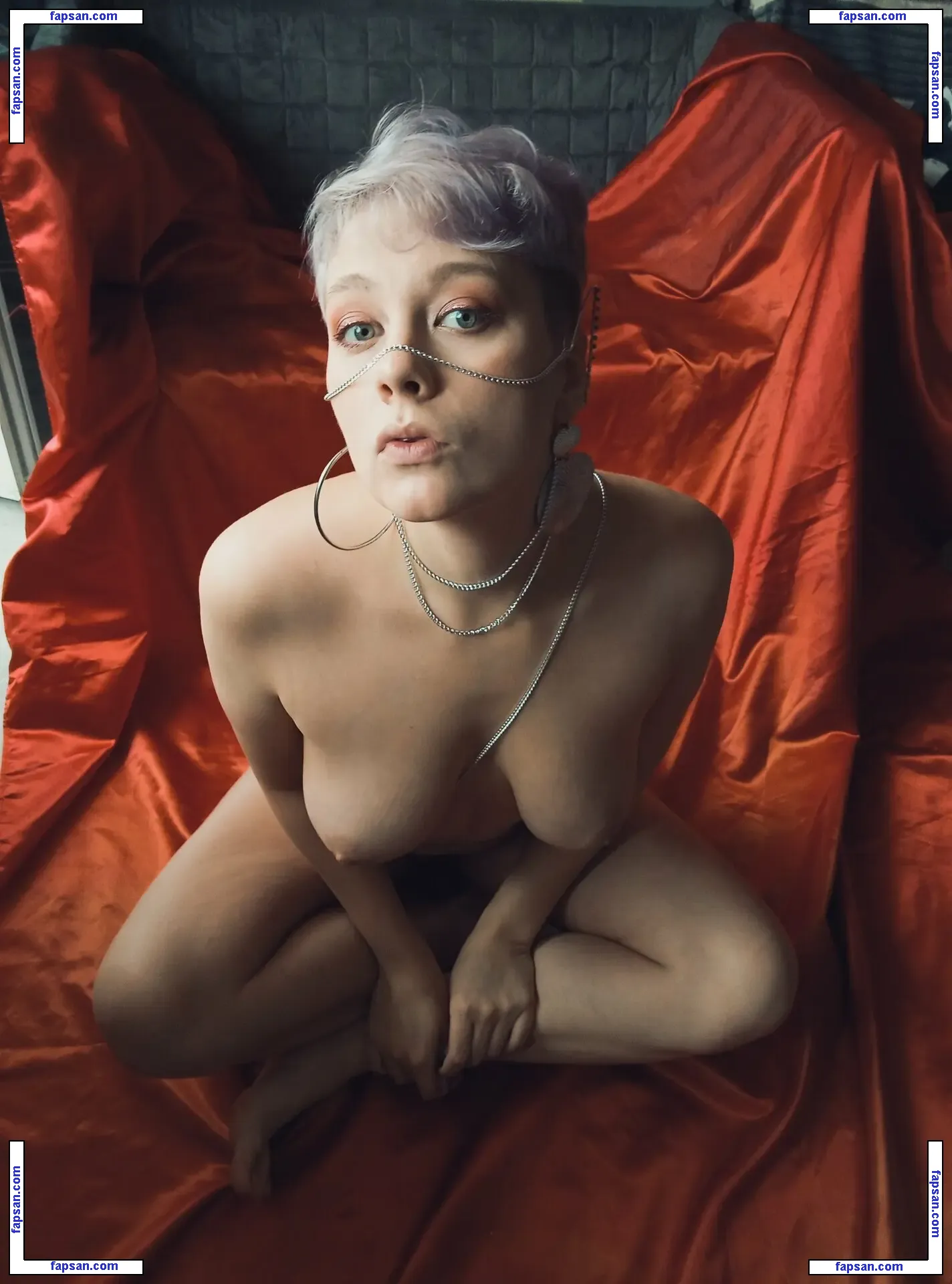 zinavishnya голая фото #0018 с Онлифанс