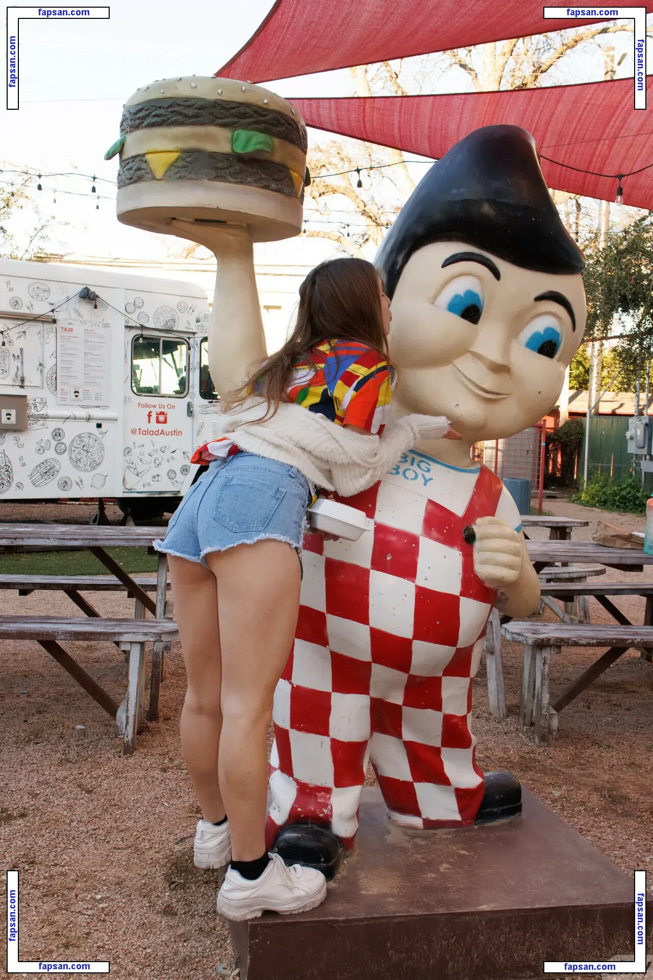 Zishy nude photo #4980 from OnlyFans