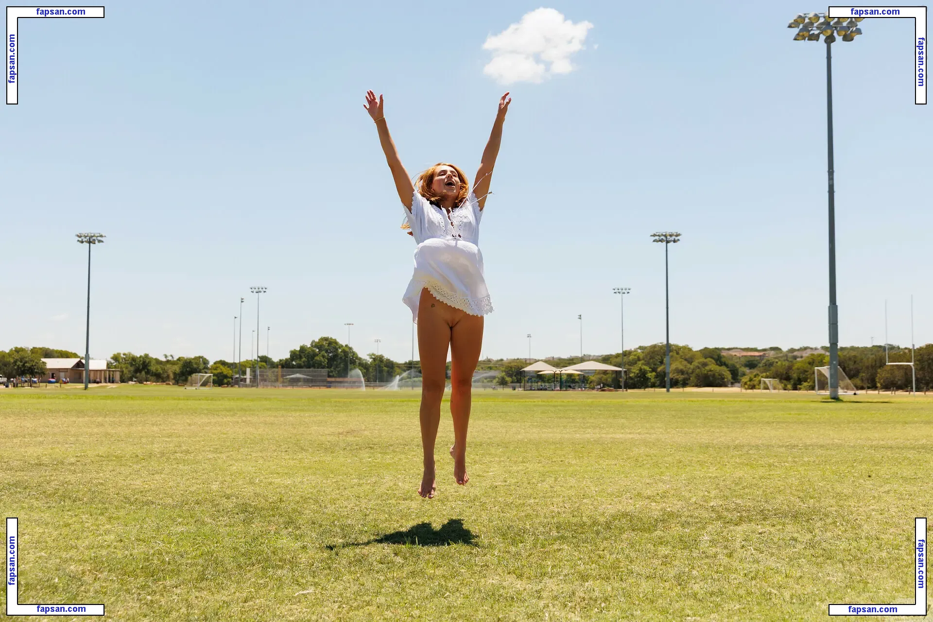 Zishy nude photo #5004 from OnlyFans