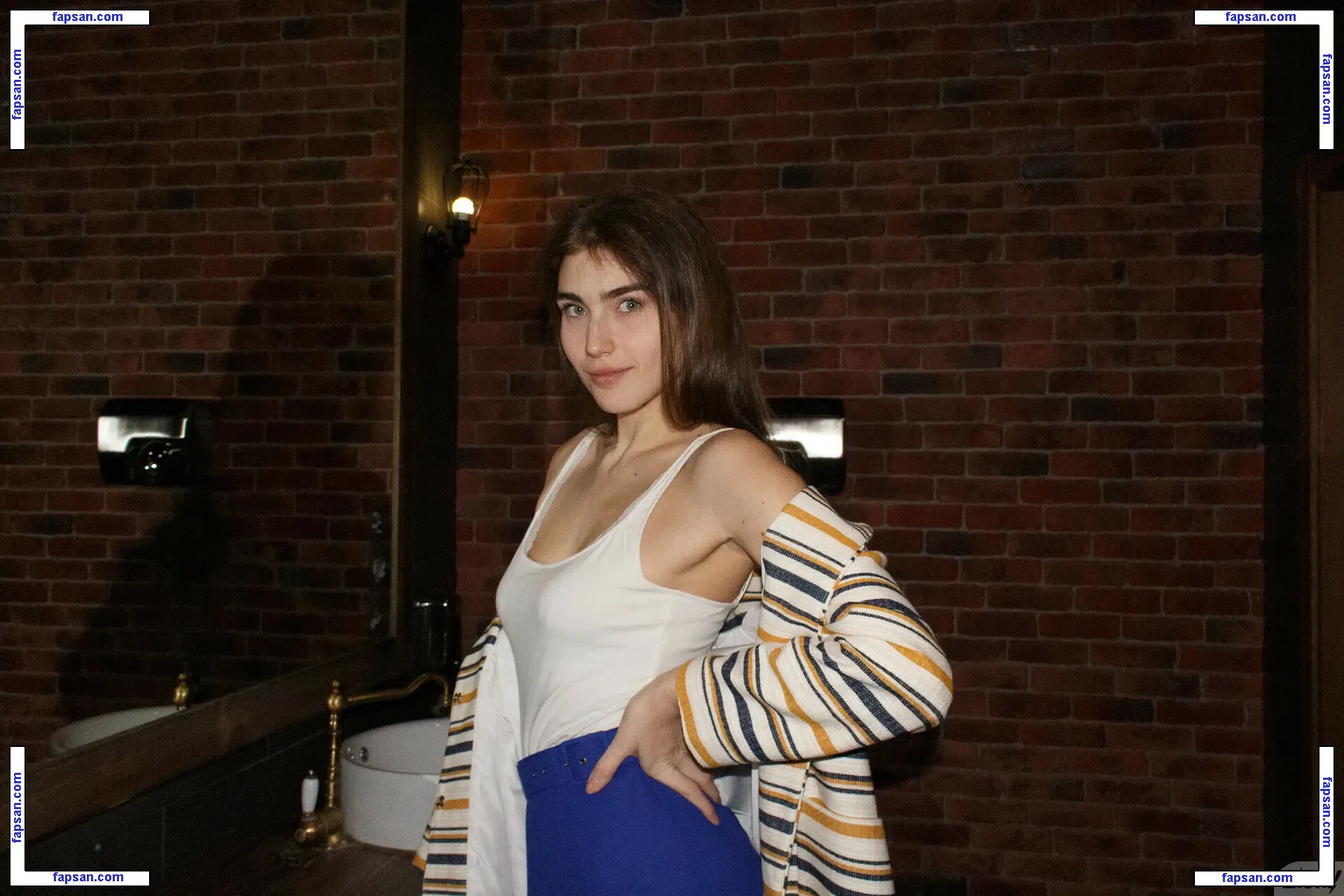 Zishy nude photo #5214 from OnlyFans