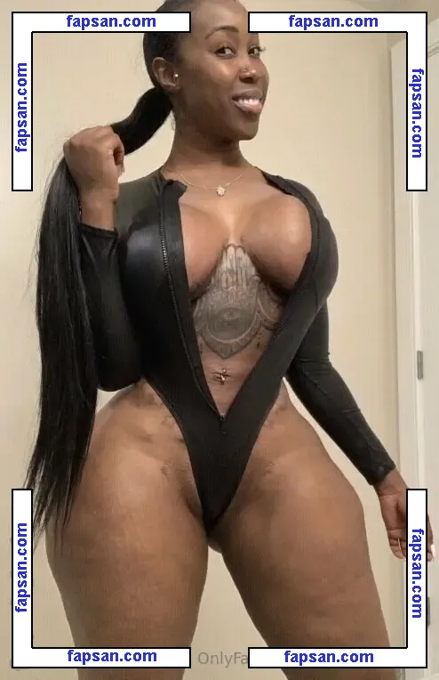 zmeenaorrvips nude photo #0005 from OnlyFans
