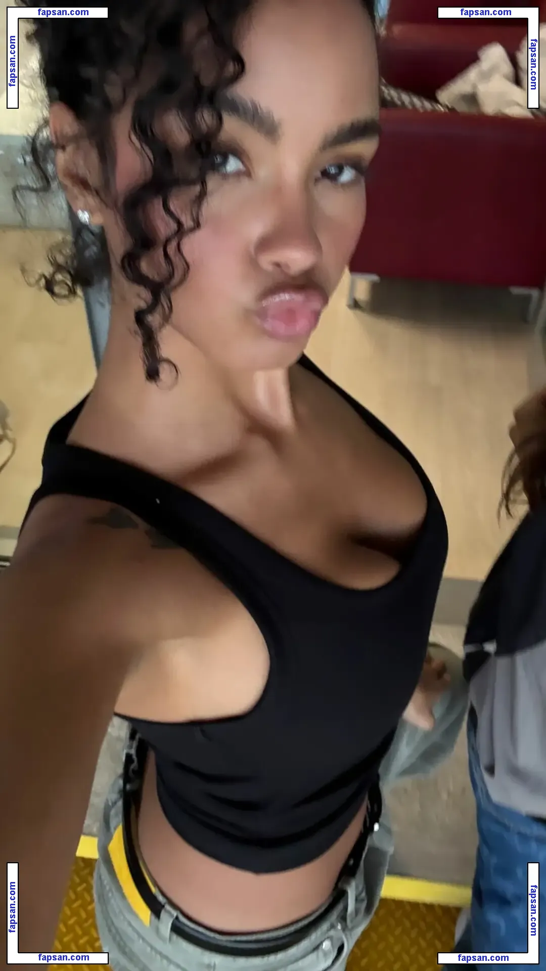 Znefer_ голая фото #0019 с Онлифанс