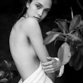 Zoe Barnard nude #0038