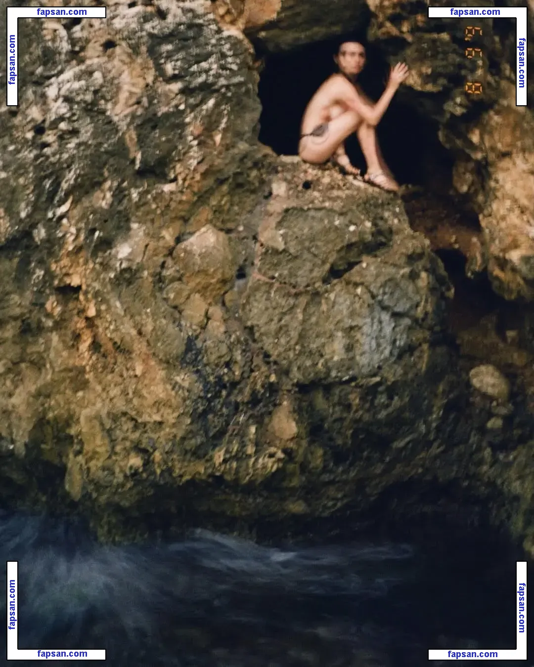 Zoë Bleu Sidel голая фото #0012 с Онлифанс