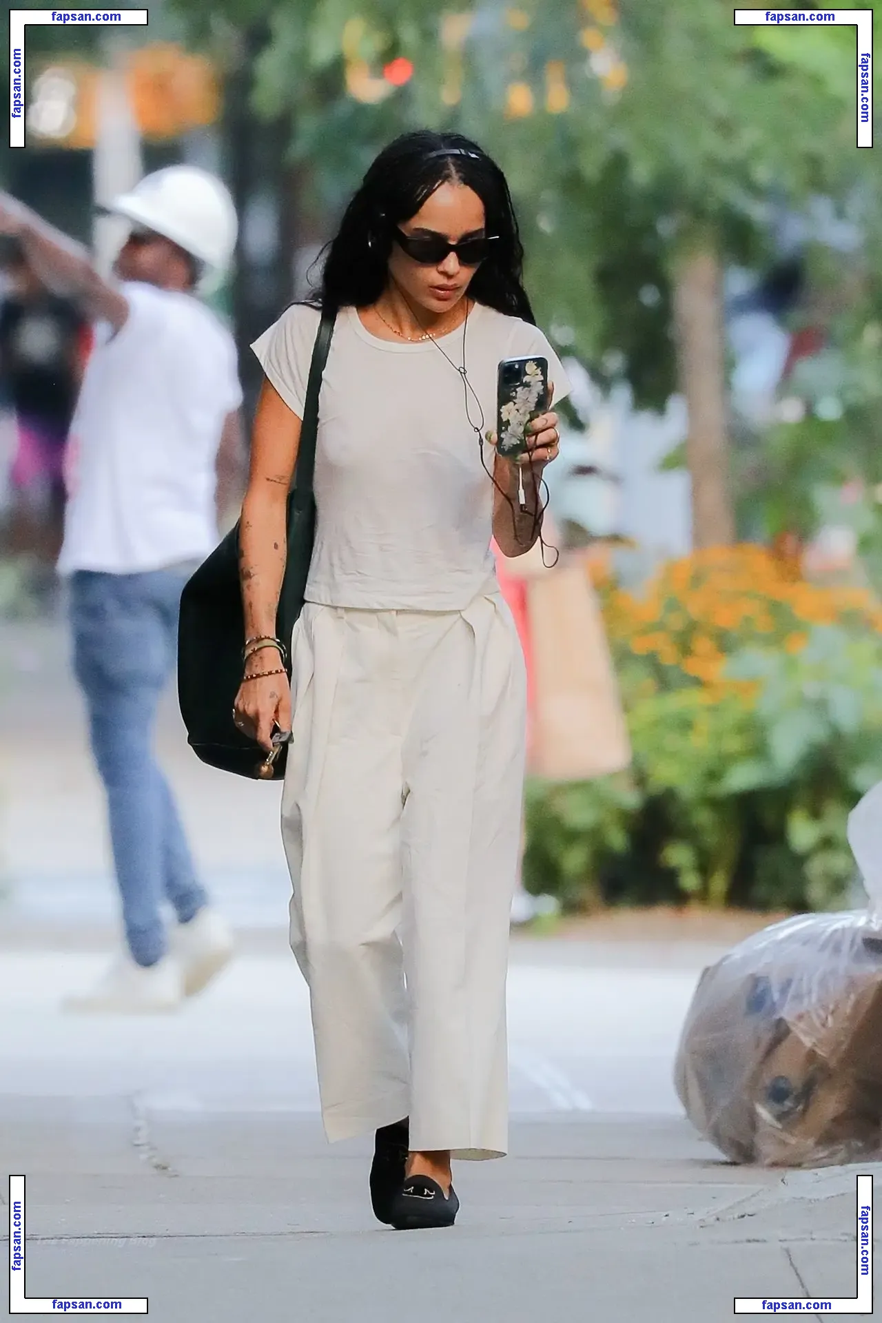 Zoë Kravitz голая фото #0375 с Онлифанс