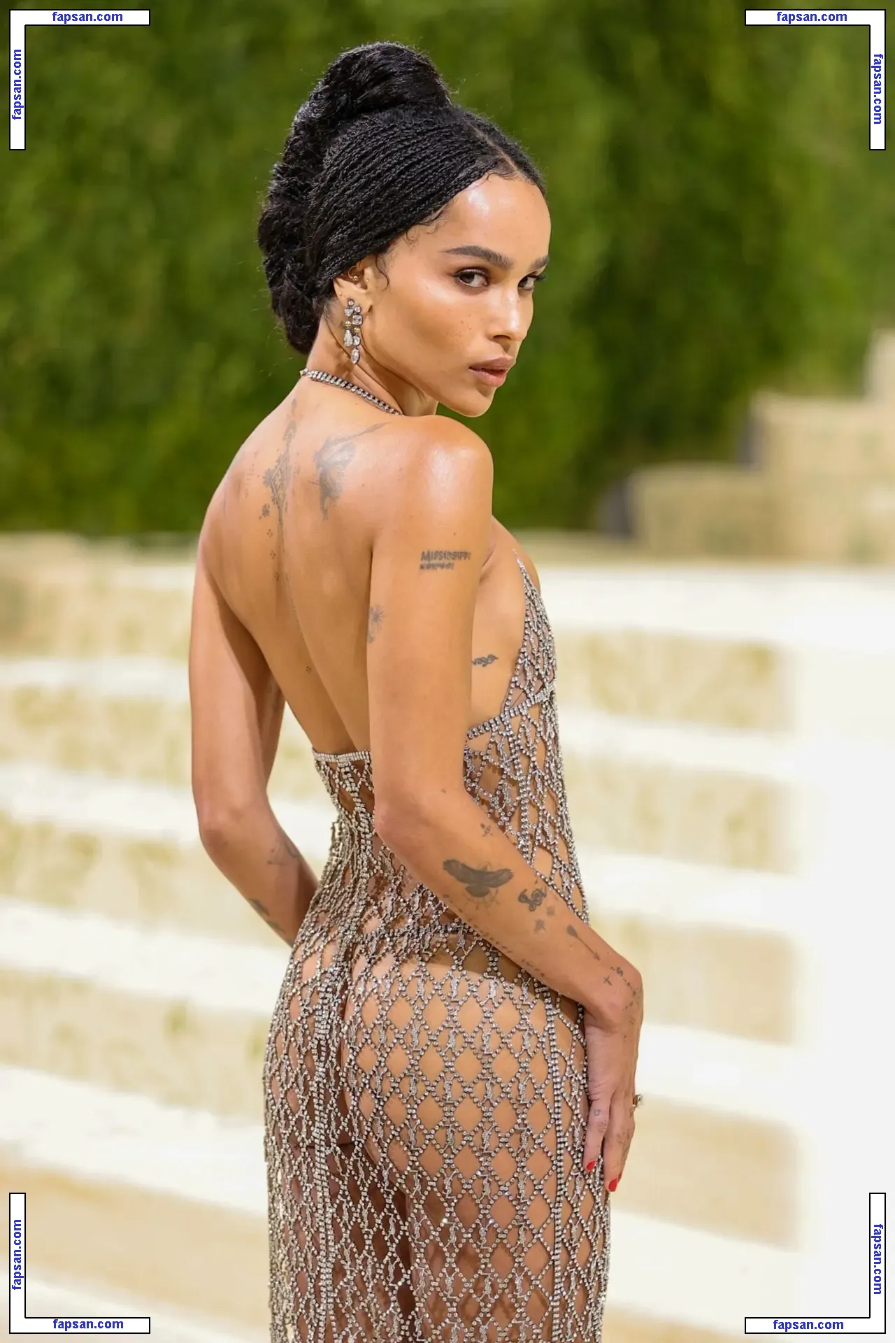 Zoë Kravitz nude photo #0660 from OnlyFans