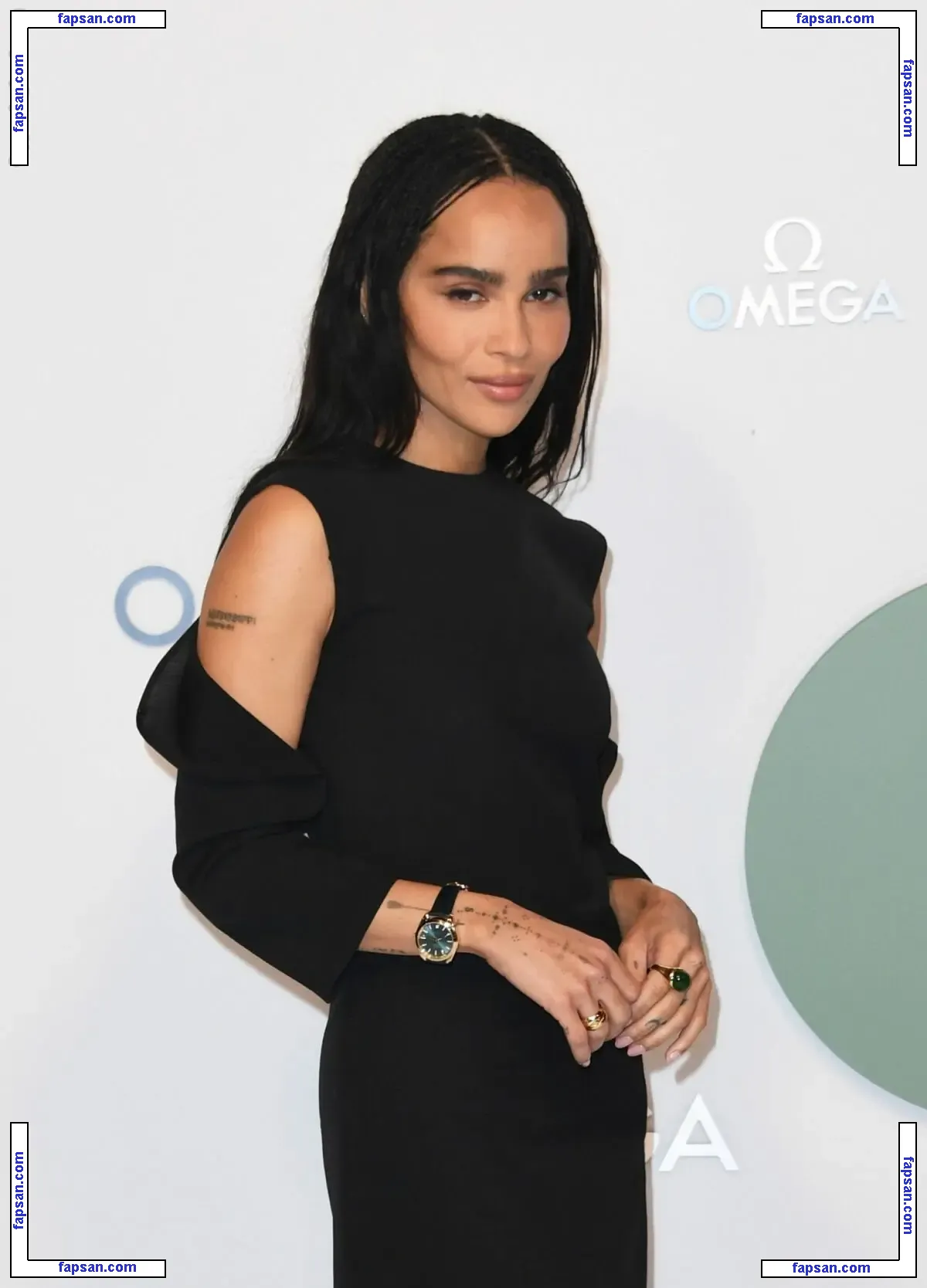 Zoë Kravitz nude photo #0903 from OnlyFans