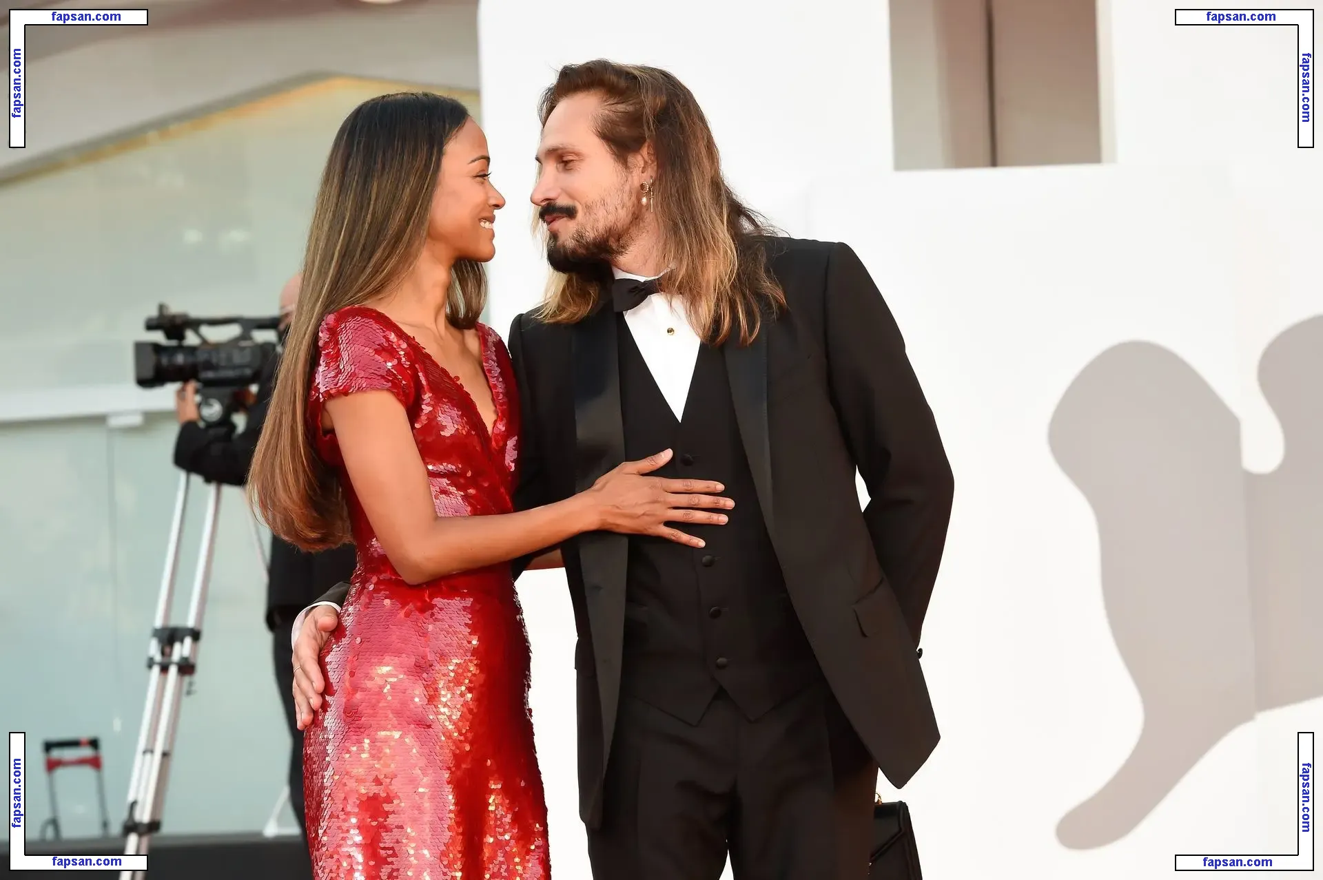 Zoe Saldana nude photo #0485 from OnlyFans