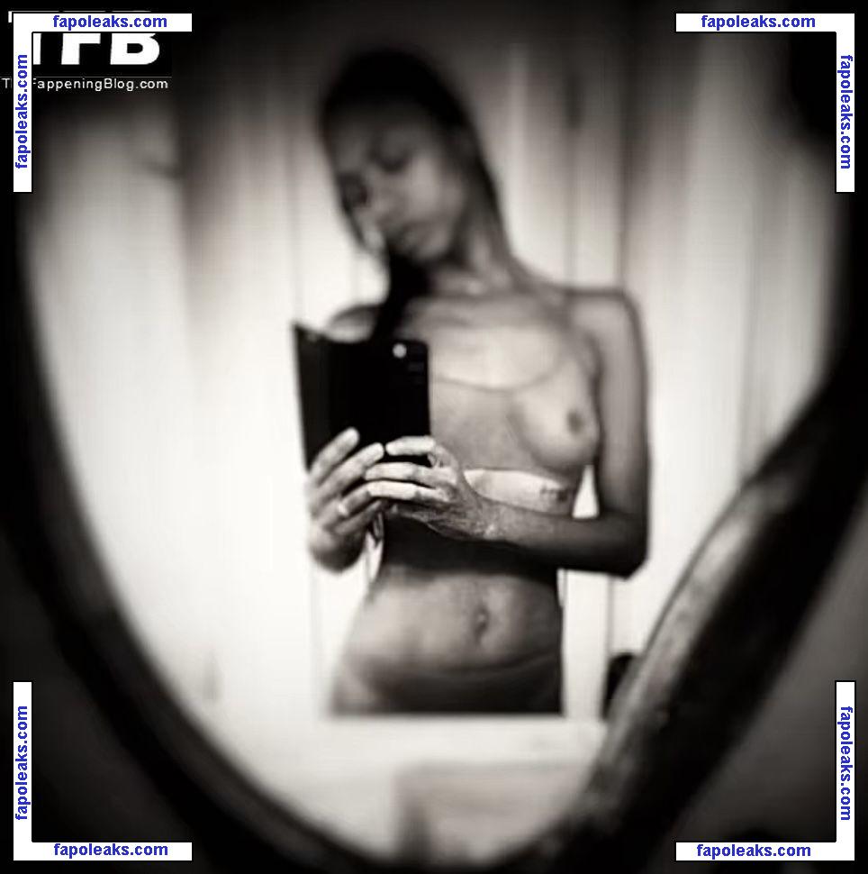 Zoe Saldana / zoesaldana nude photo #0573 from OnlyFans