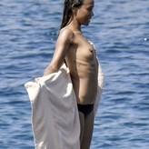 Zoe Saldana nude #0400