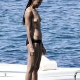 Zoe Saldana nude #0696