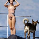 Zoe Saldana nude #0890