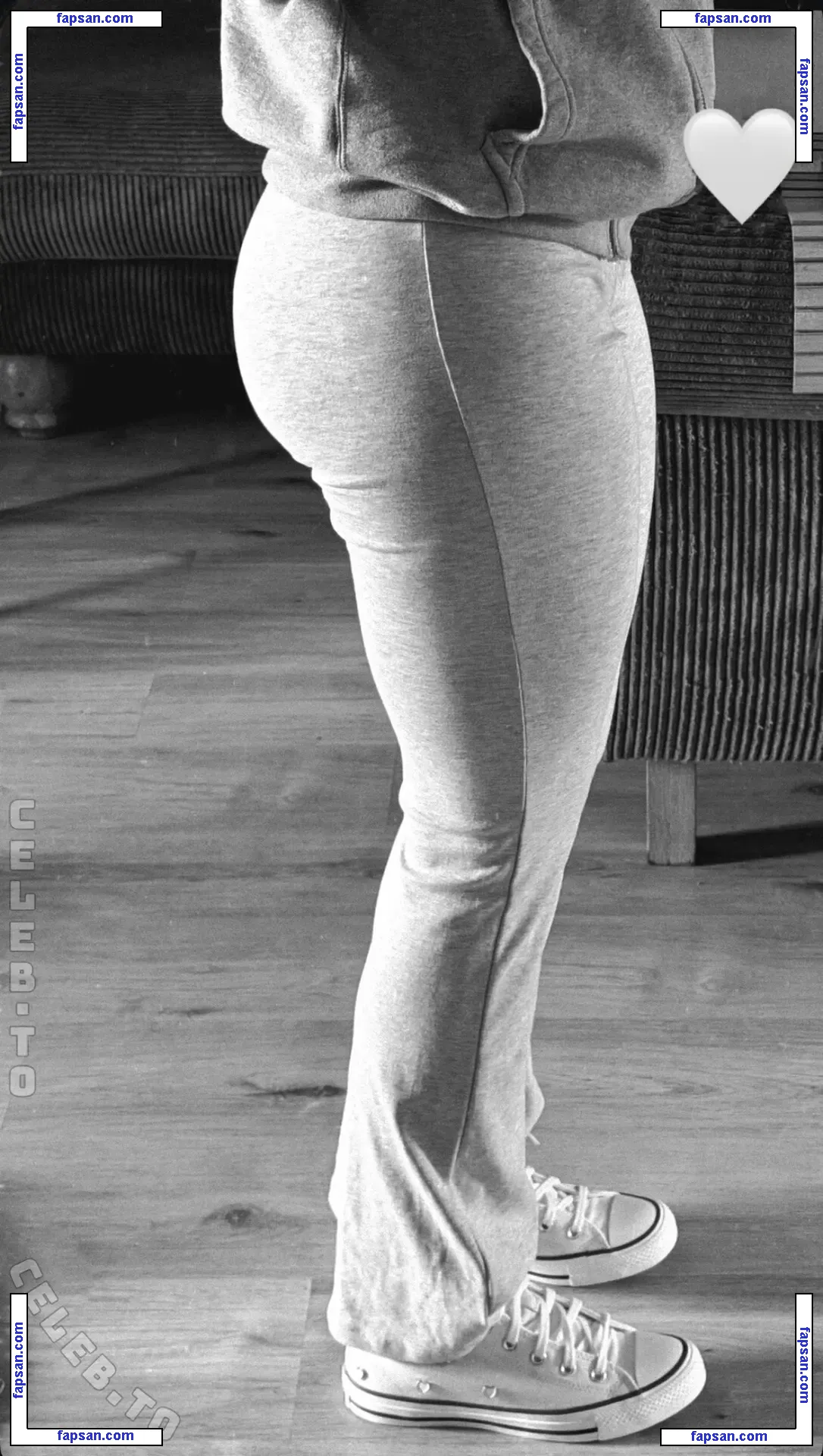 Zoesalg голая фото #0013 с Онлифанс