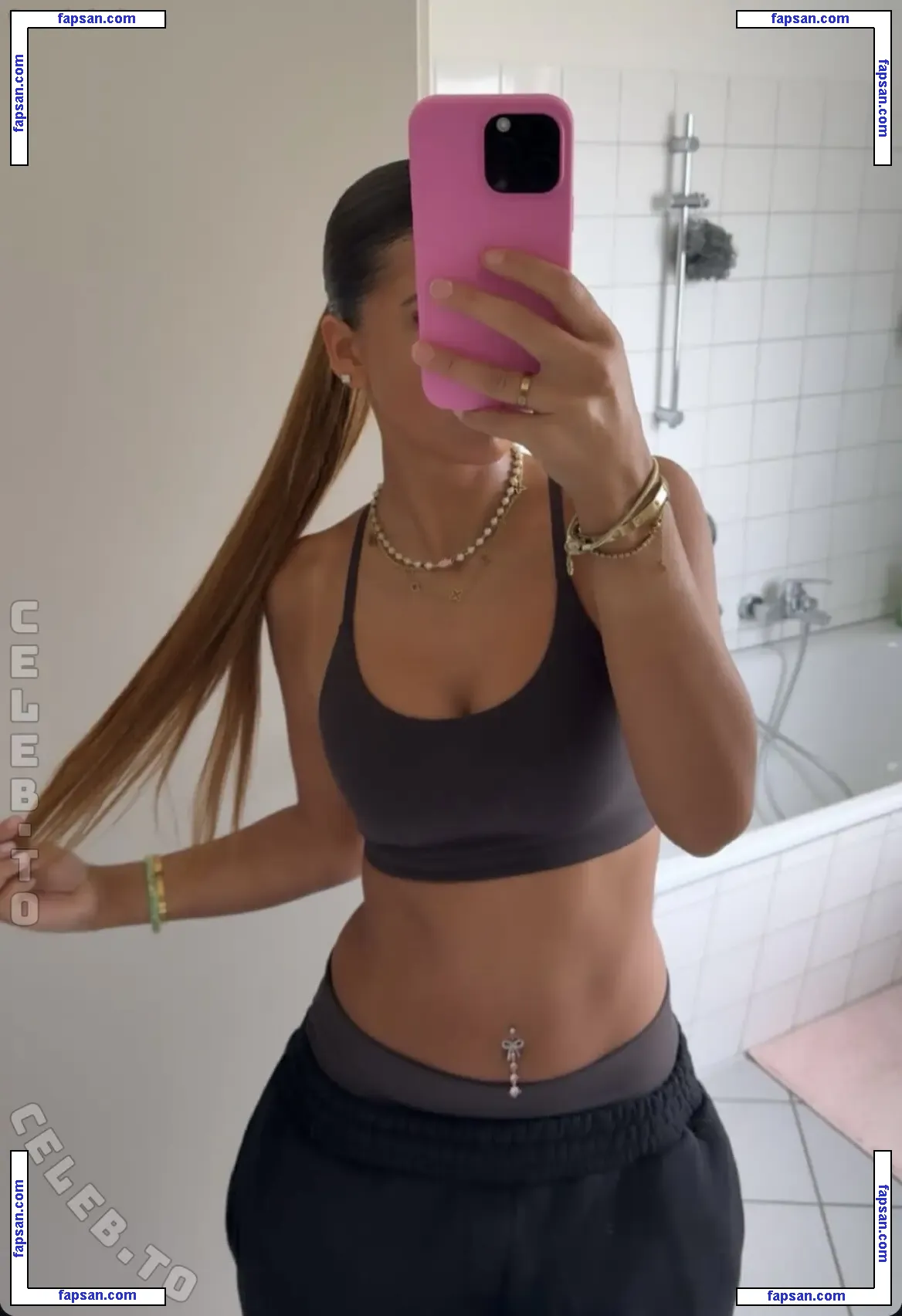 Zoesalg голая фото #0017 с Онлифанс