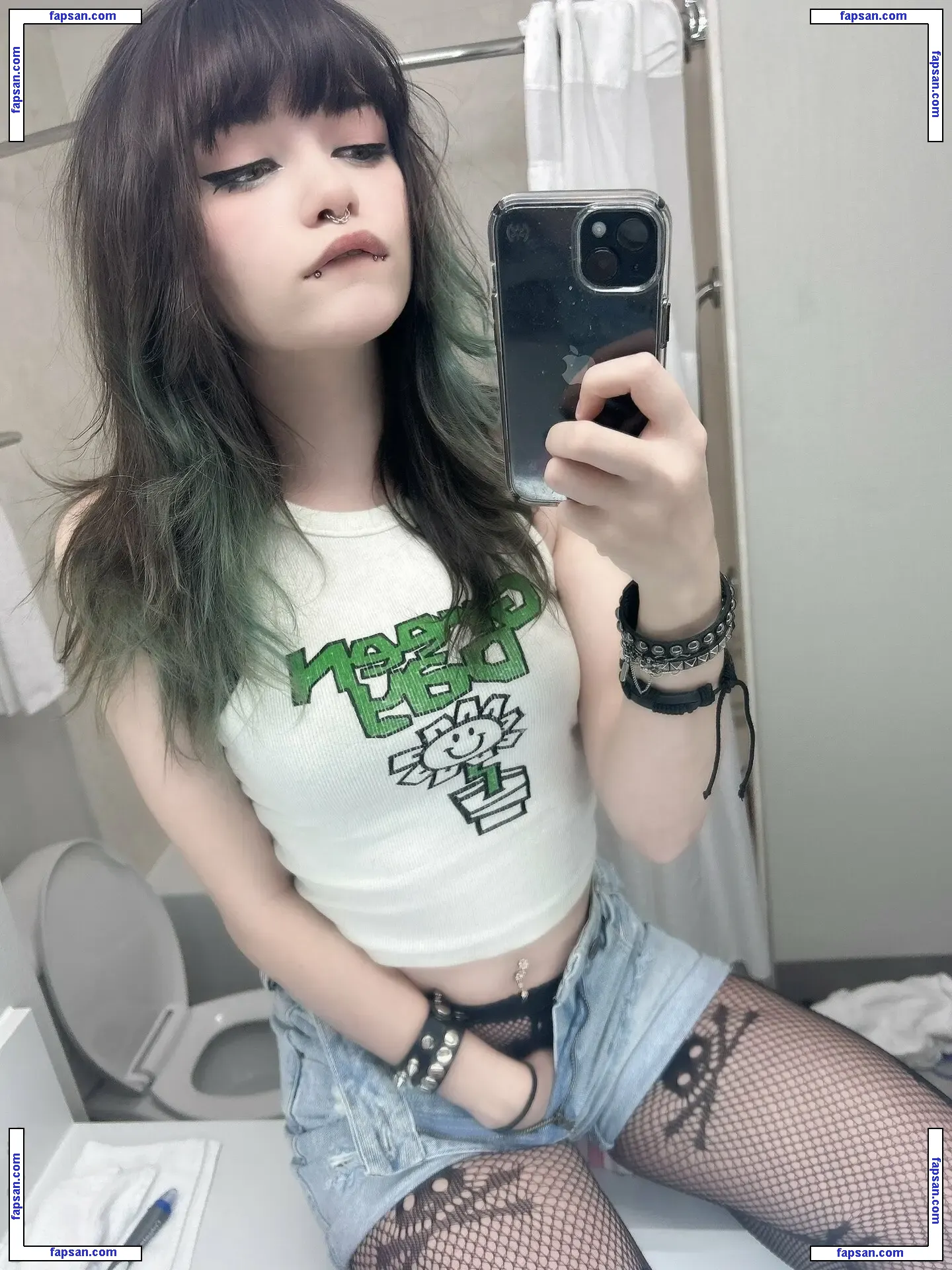 zoesparks9 nude photo #0035 from OnlyFans