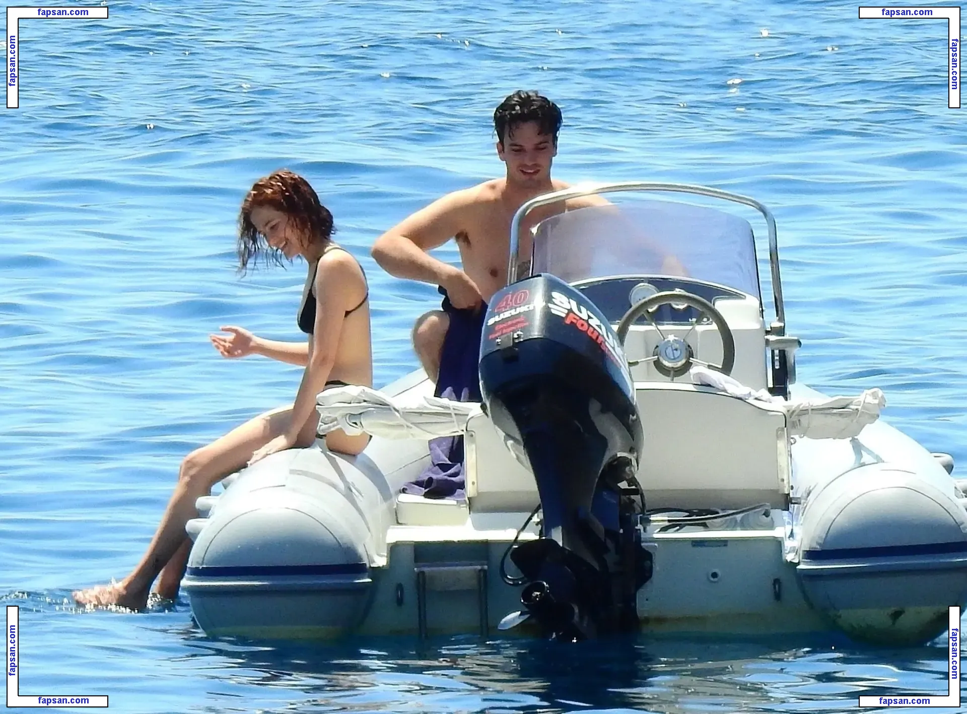 Zoey Deutch nude photo #0087 from OnlyFans