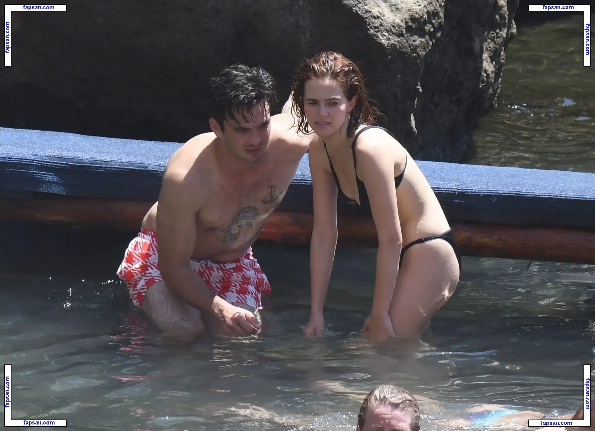 Zoey Deutch nude photo #0107 from OnlyFans