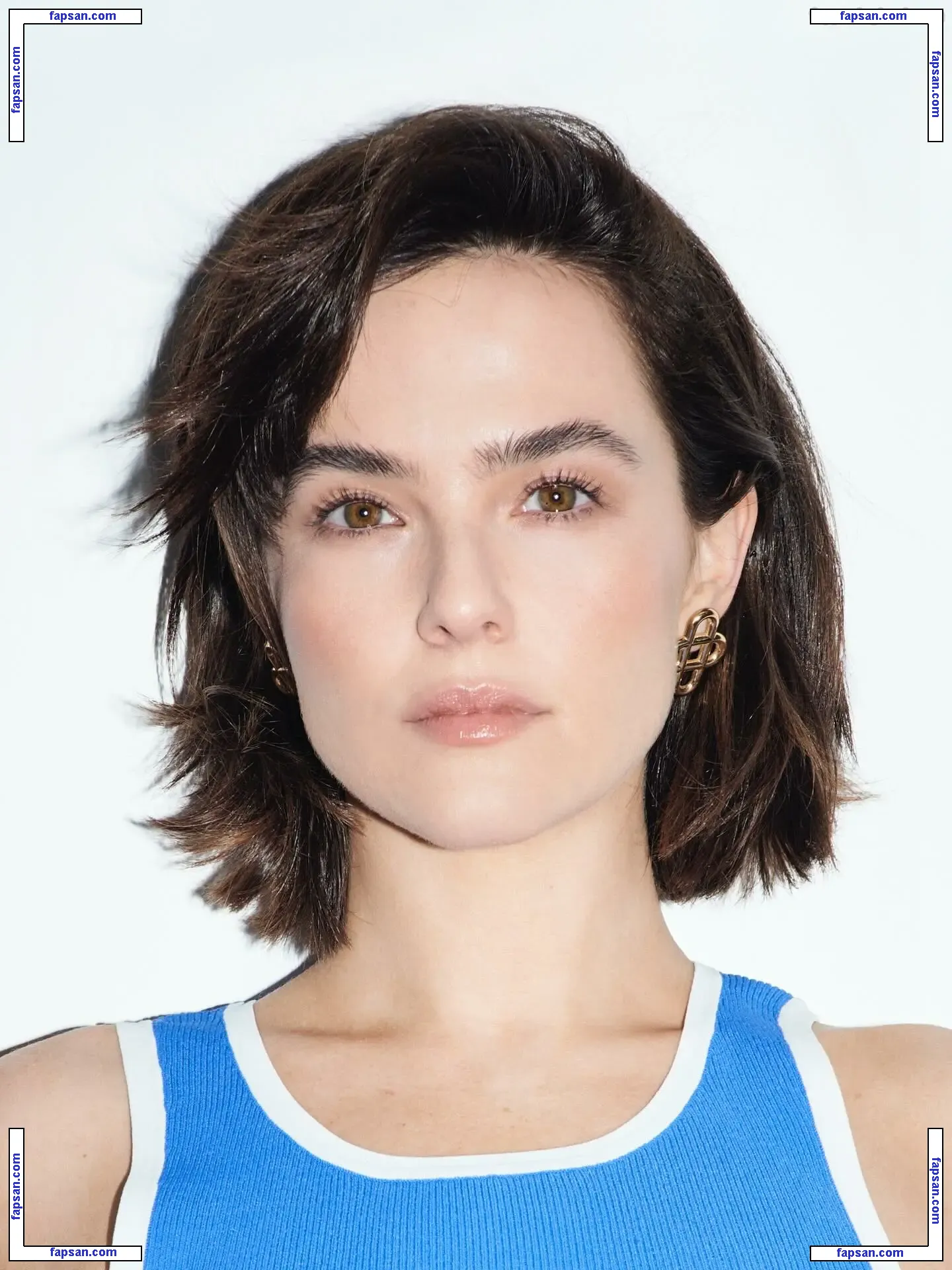 Zoey Deutch nude photo #0507 from OnlyFans