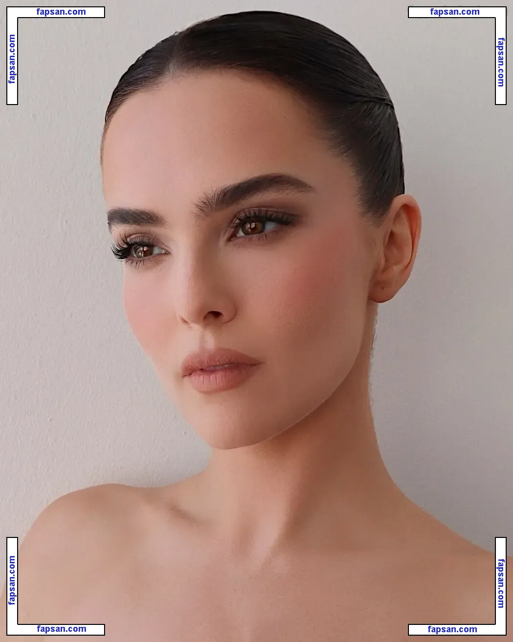 Zoey Deutch голая фото #0554 с Онлифанс