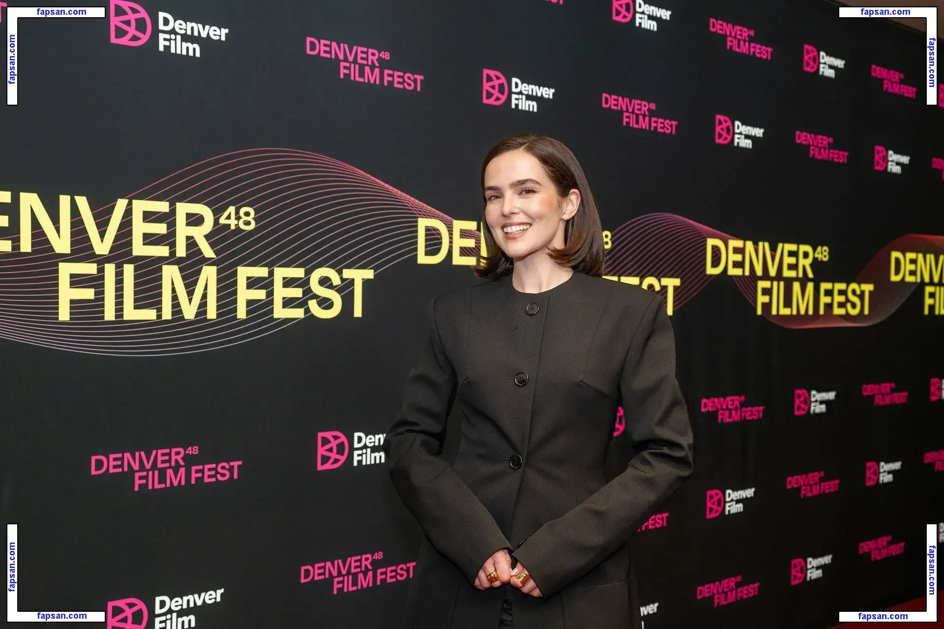 Zoey Deutch голая фото #0607 с Онлифанс