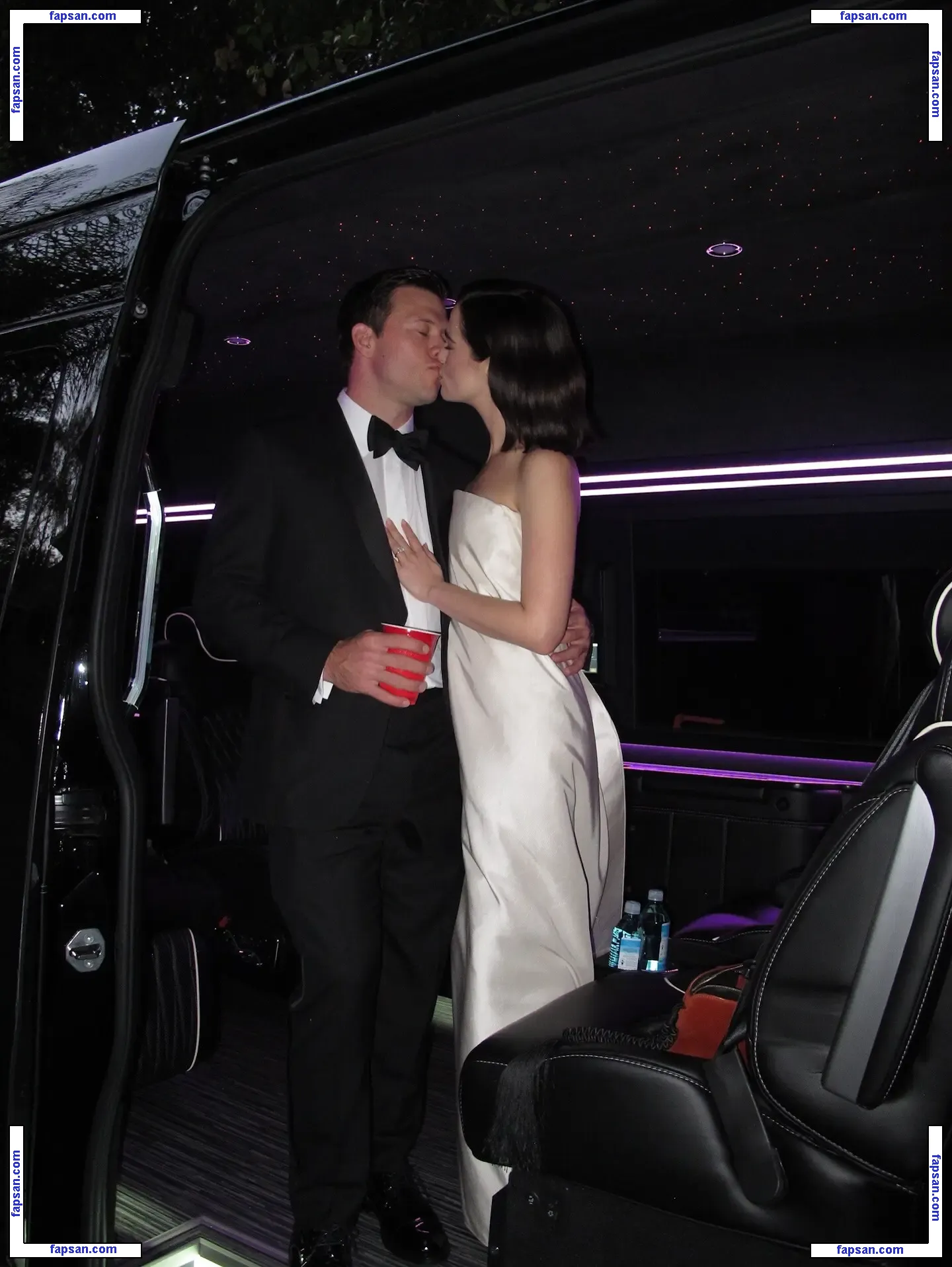 Zoey Deutch голая фото #0611 с Онлифанс