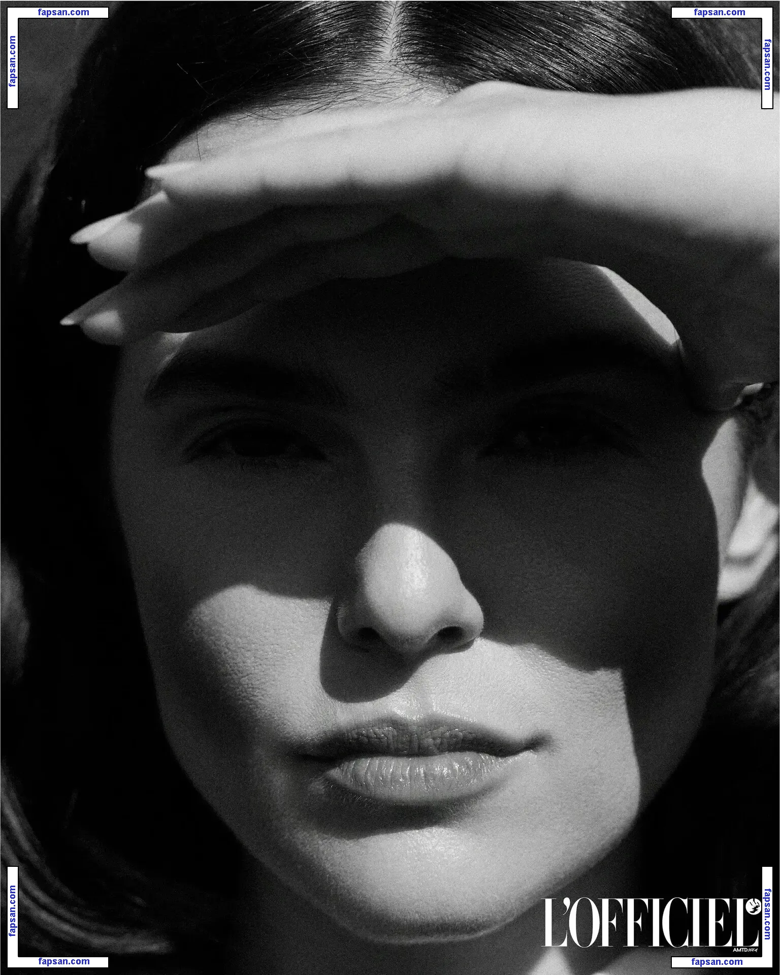 Zoey Deutch nude photo #0630 from OnlyFans