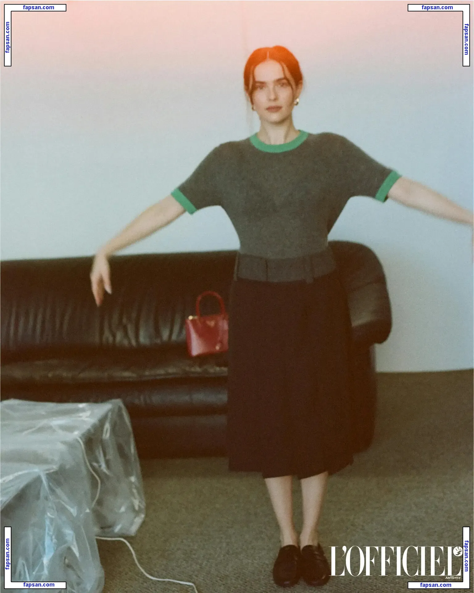 Zoey Deutch nude photo #0631 from OnlyFans