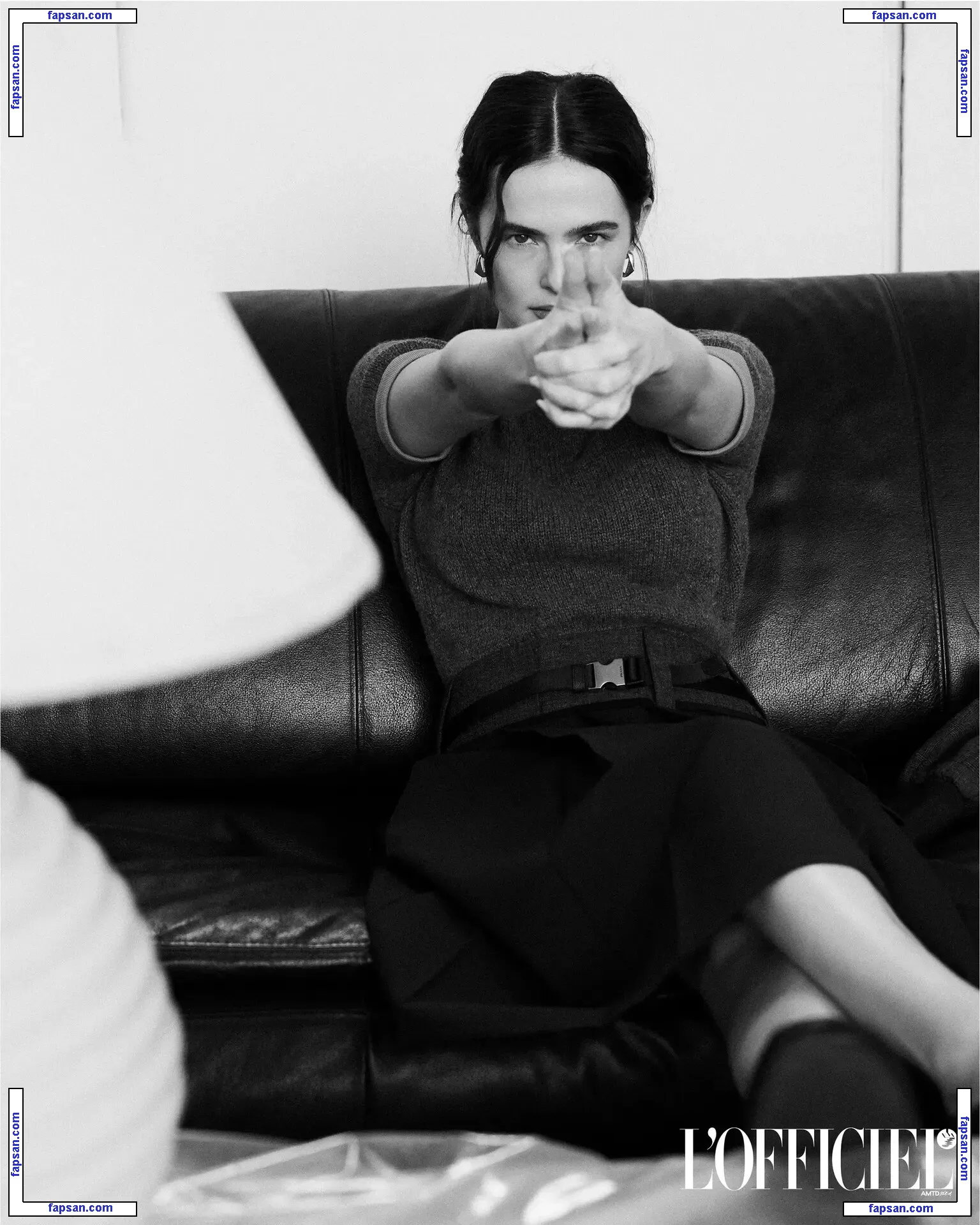 Zoey Deutch nude photo #0634 from OnlyFans