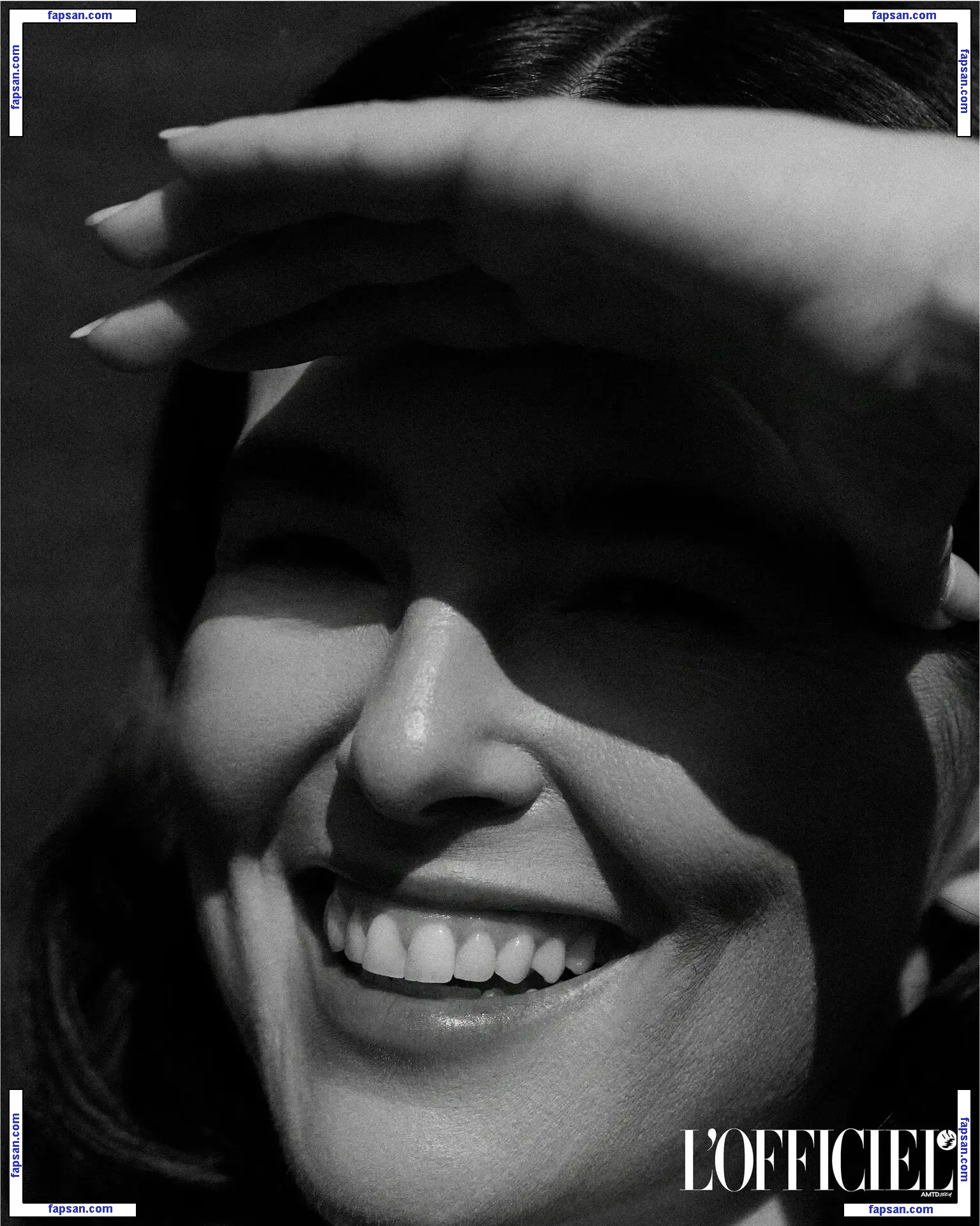 Zoey Deutch nude photo #0635 from OnlyFans