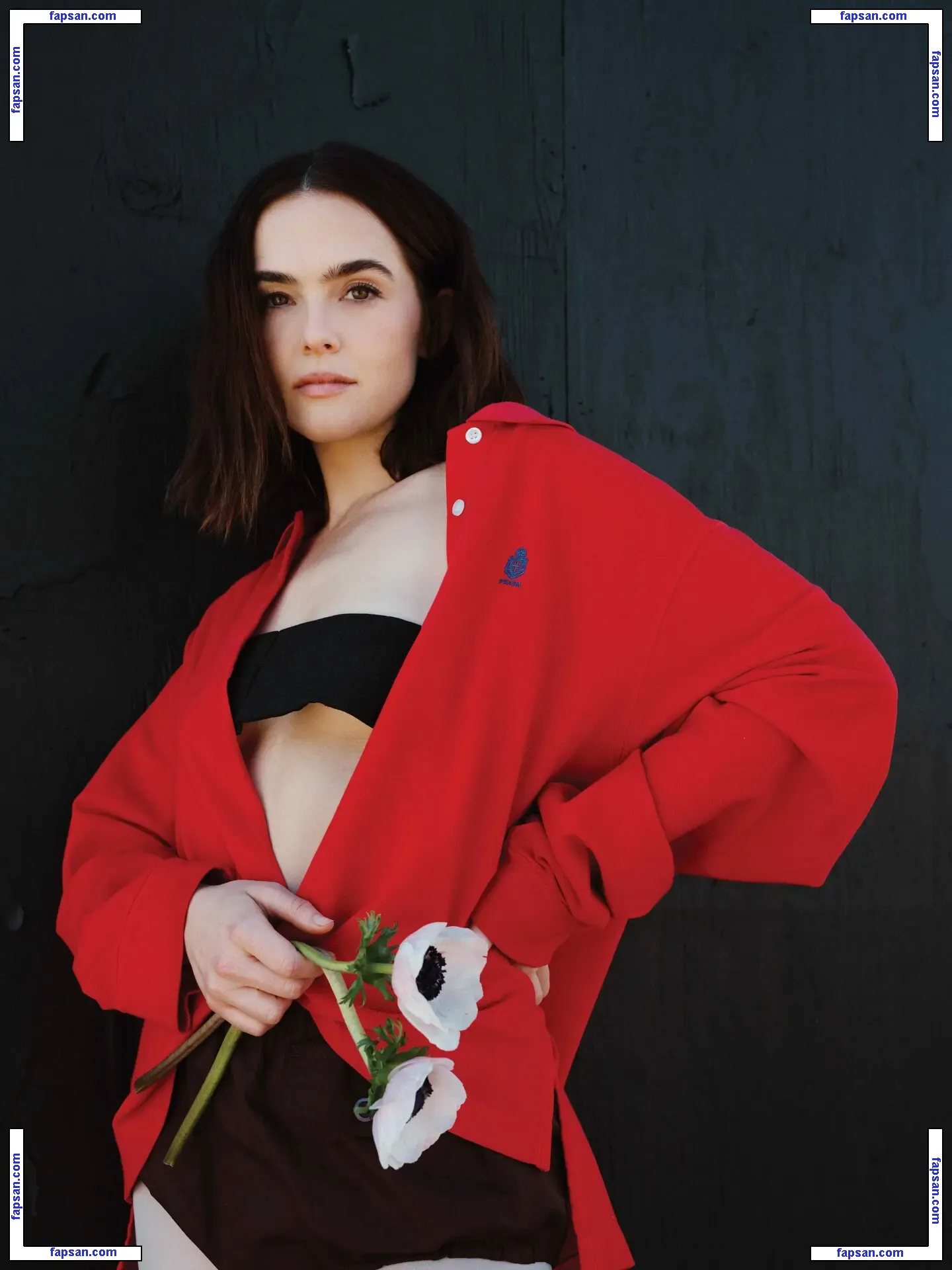 Zoey Deutch nude photo #0641 from OnlyFans