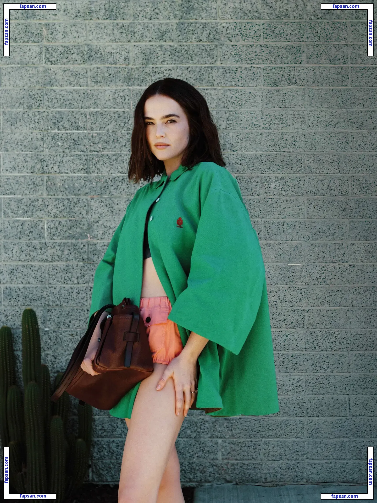 Zoey Deutch nude photo #0647 from OnlyFans