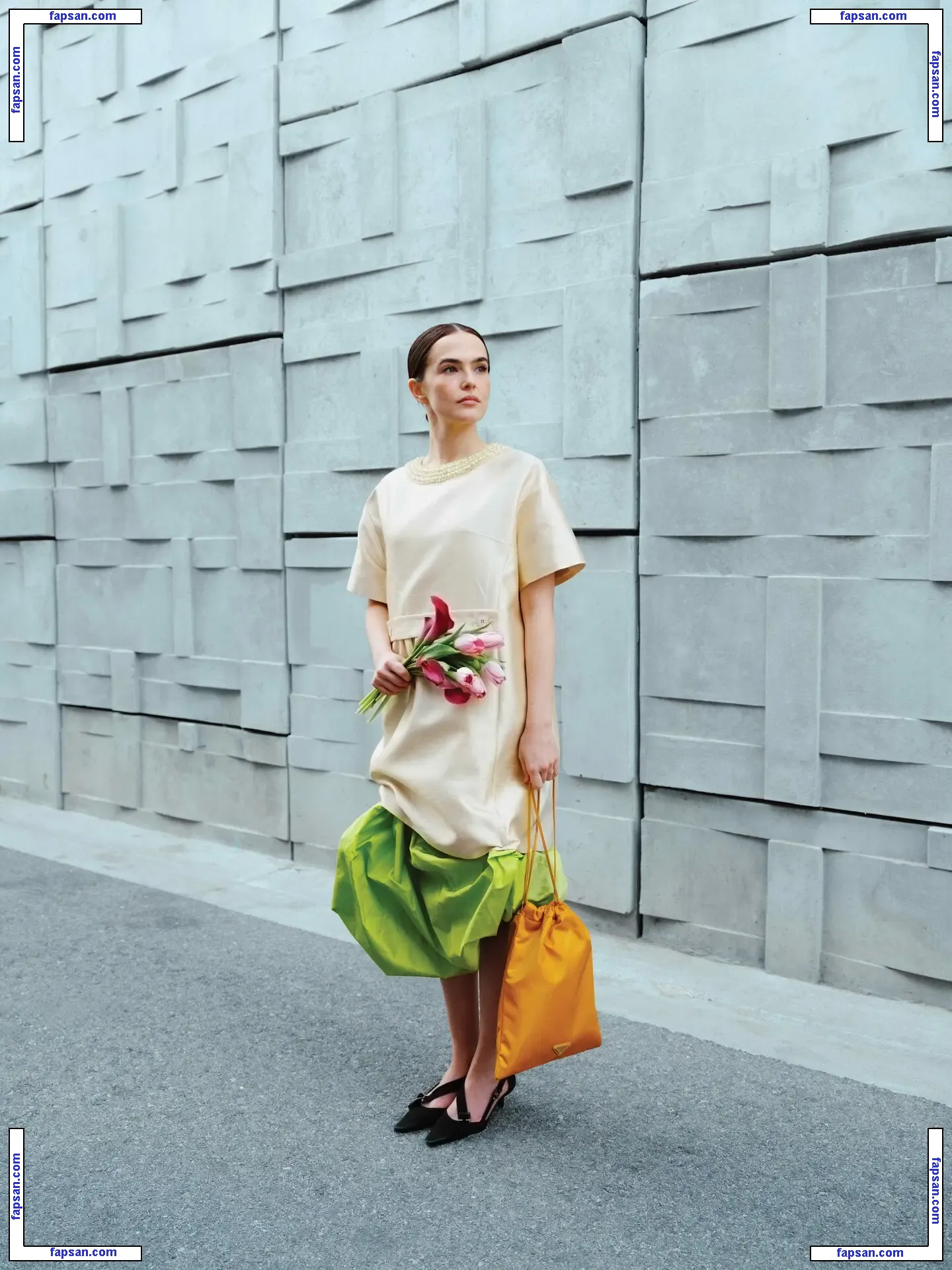 Zoey Deutch nude photo #0651 from OnlyFans