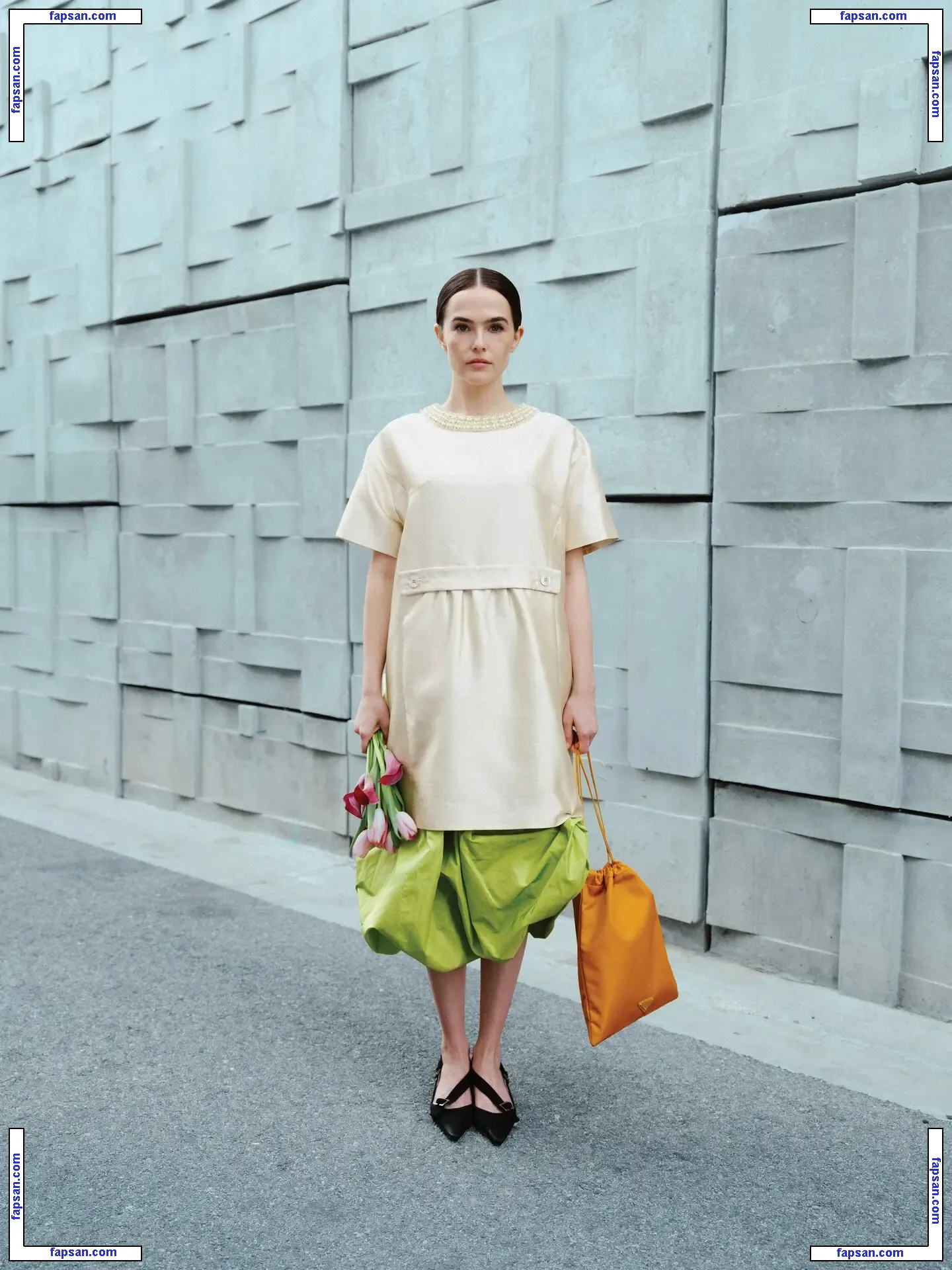 Zoey Deutch nude photo #0653 from OnlyFans