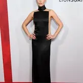 Zoey Deutch голая #0567