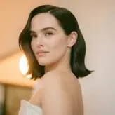 Zoey Deutch голая #0613