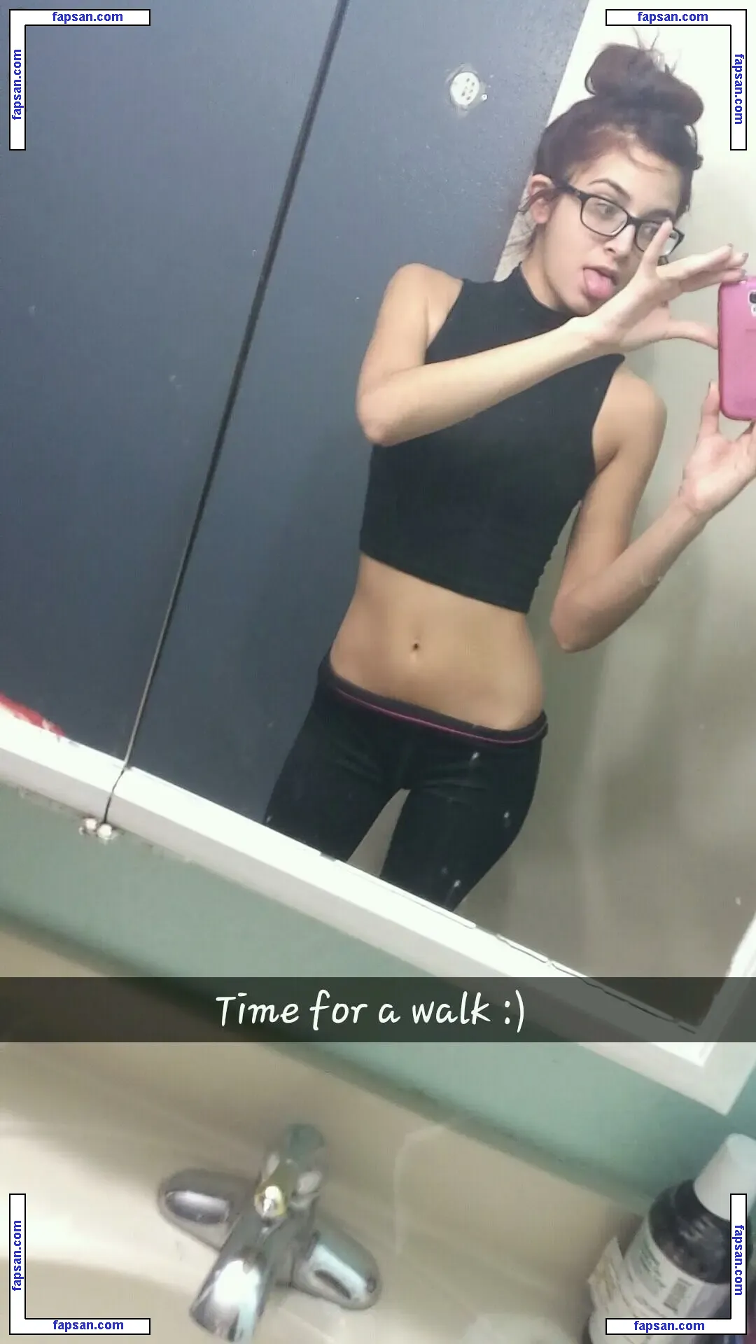 Zoey Kush nude photo #0024 from OnlyFans