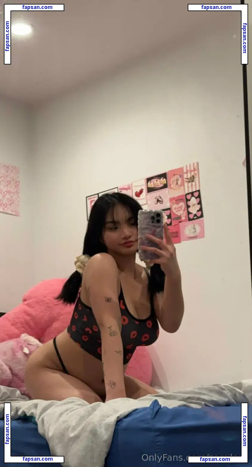 zoeylara nude photo #0010 from OnlyFans