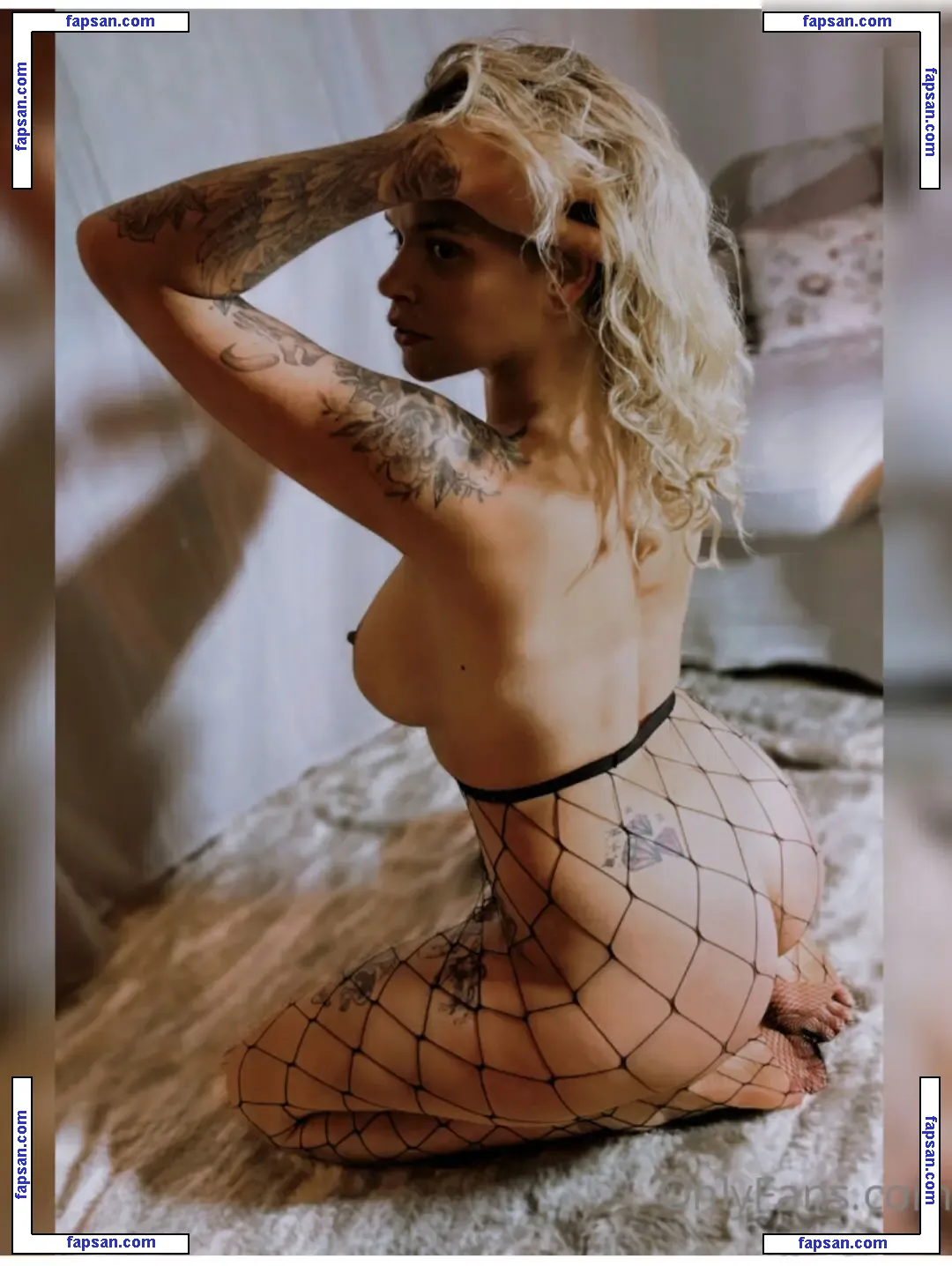 Zofya // Tales_from_Tatooine nude photo #0008 from OnlyFans