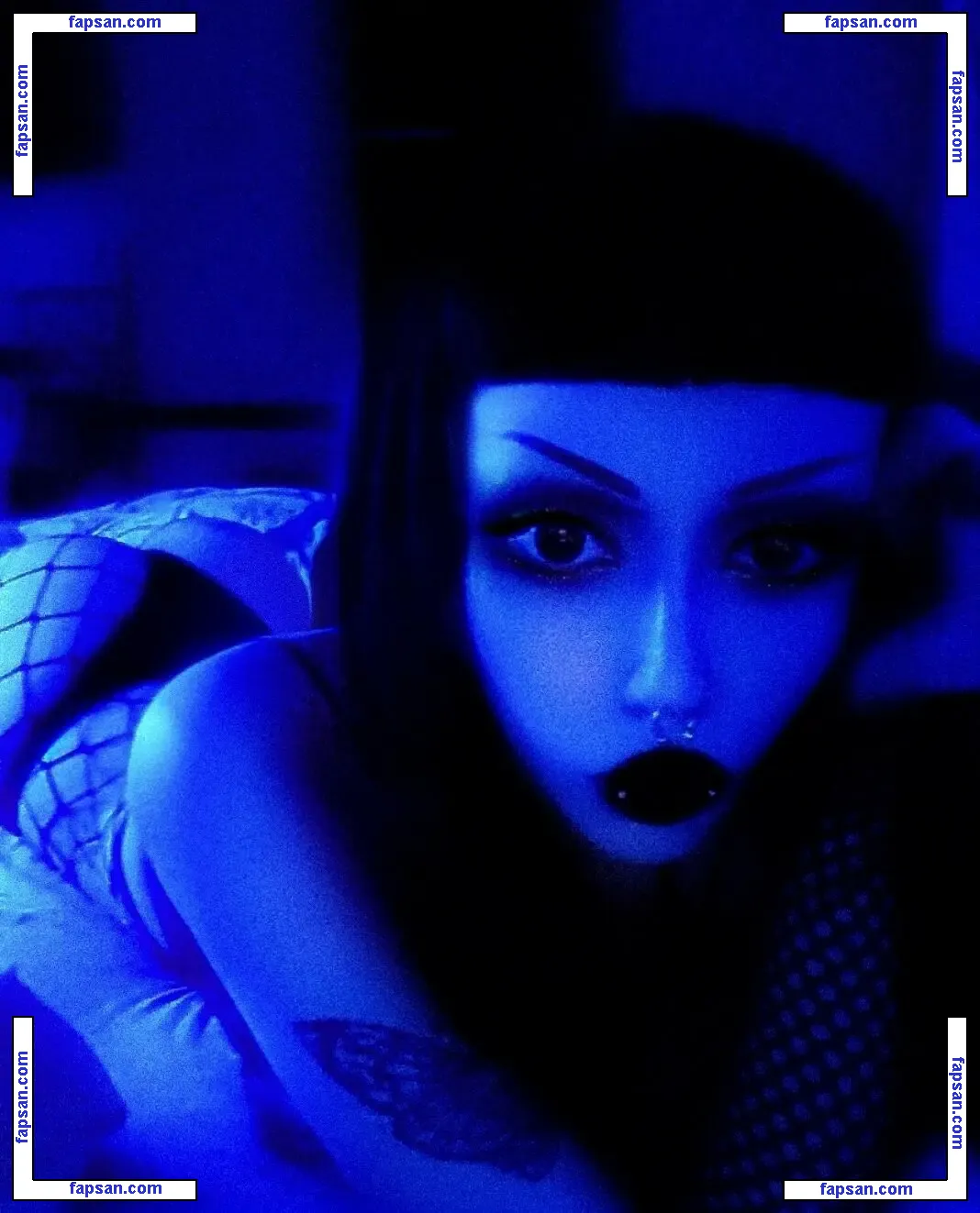zombie.queenx nude photo #0003 from OnlyFans