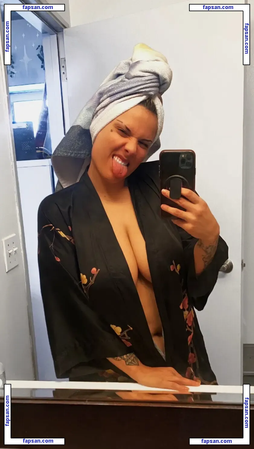 Zombiunicorn / thezombiunicorn nude photo #0008 from OnlyFans