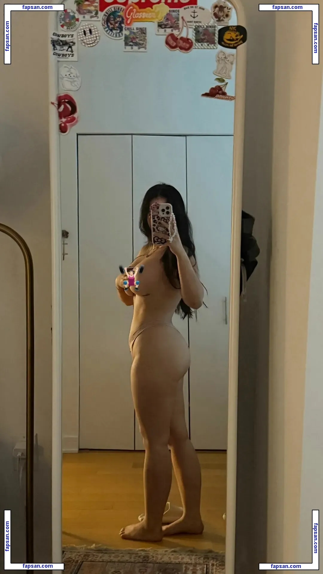 ZonxKaru nude photo #0006 from OnlyFans