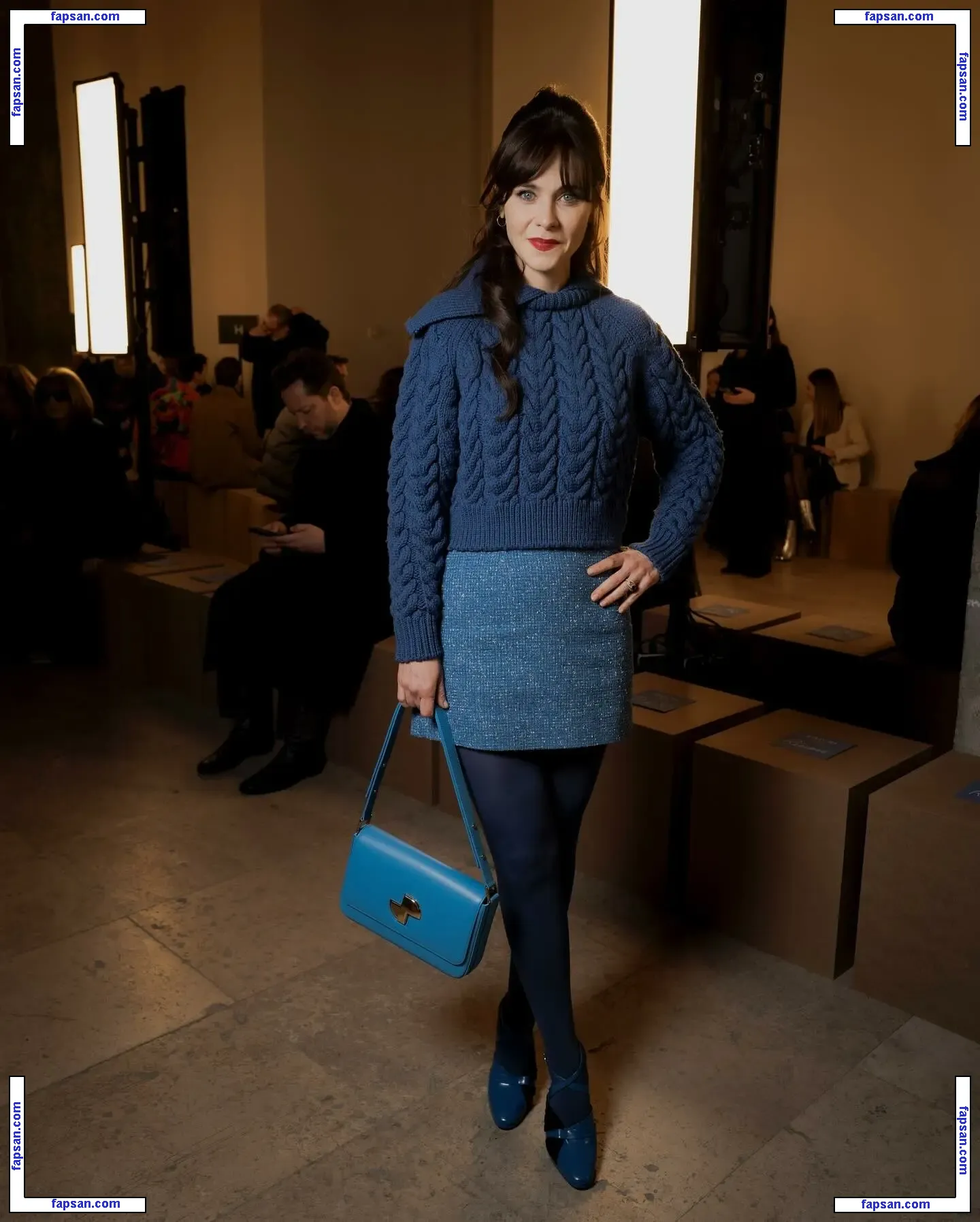 Zooey Deschanel голая фото #0162 с Онлифанс