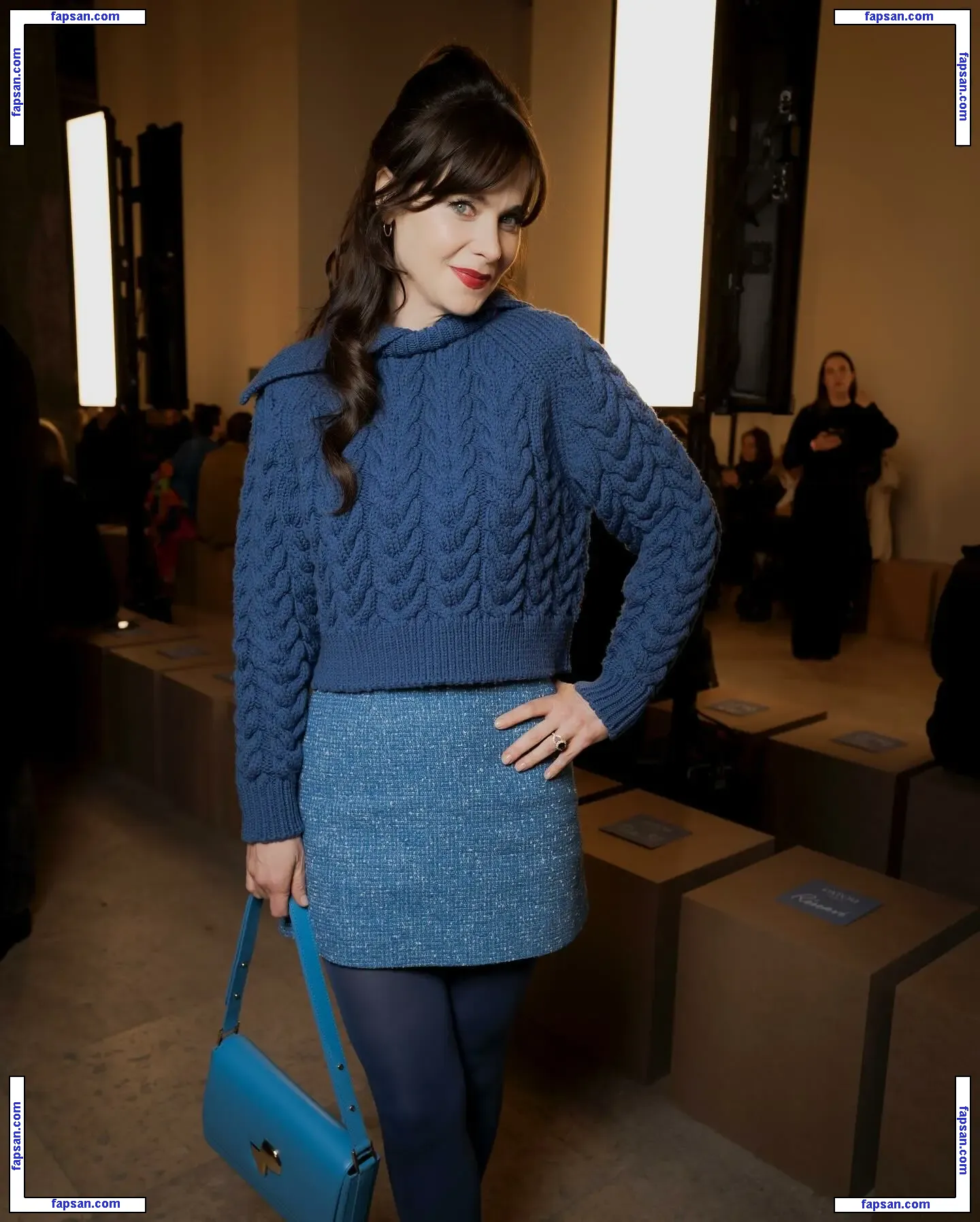 Zooey Deschanel голая фото #0163 с Онлифанс