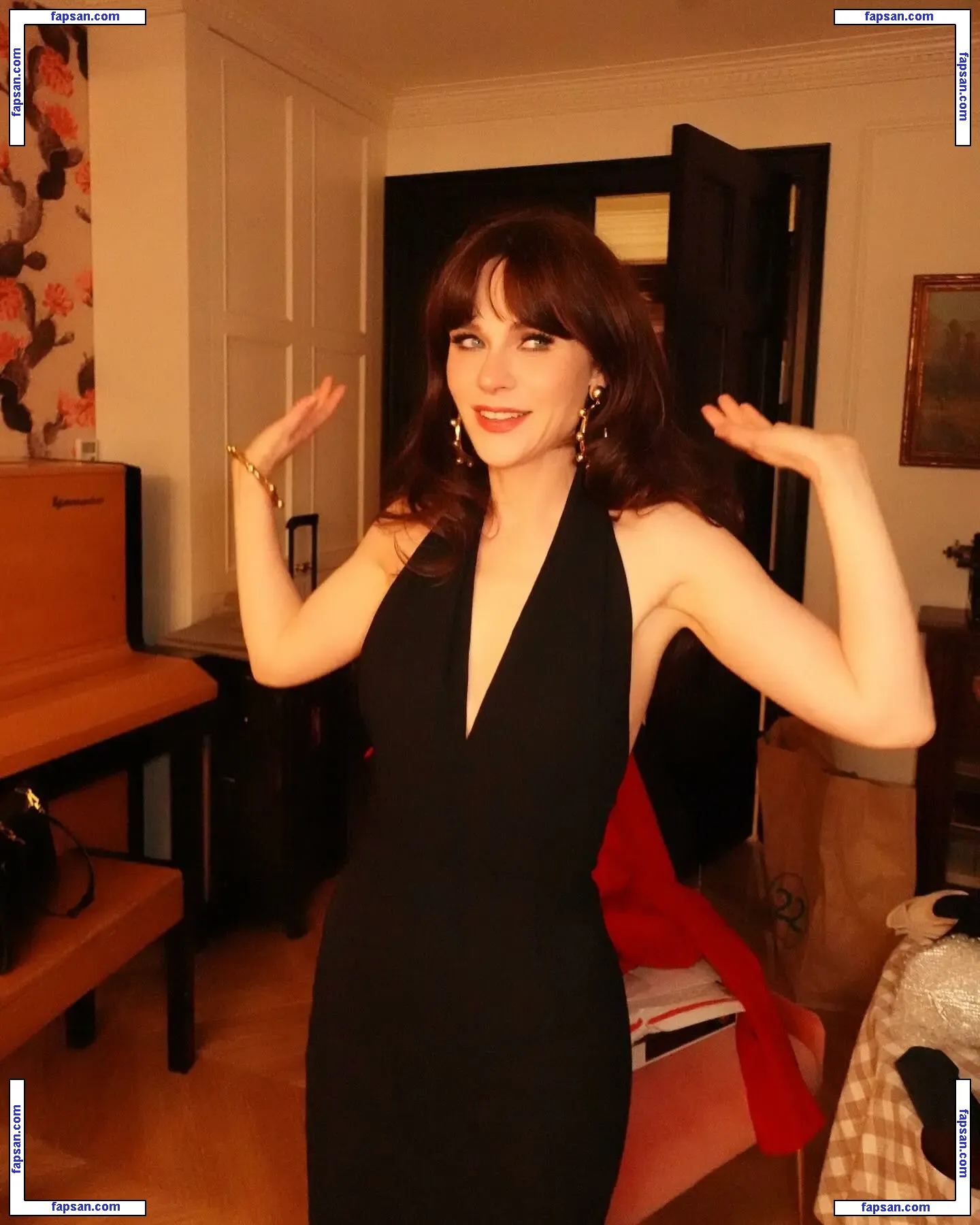 Zooey Deschanel голая фото #0171 с Онлифанс