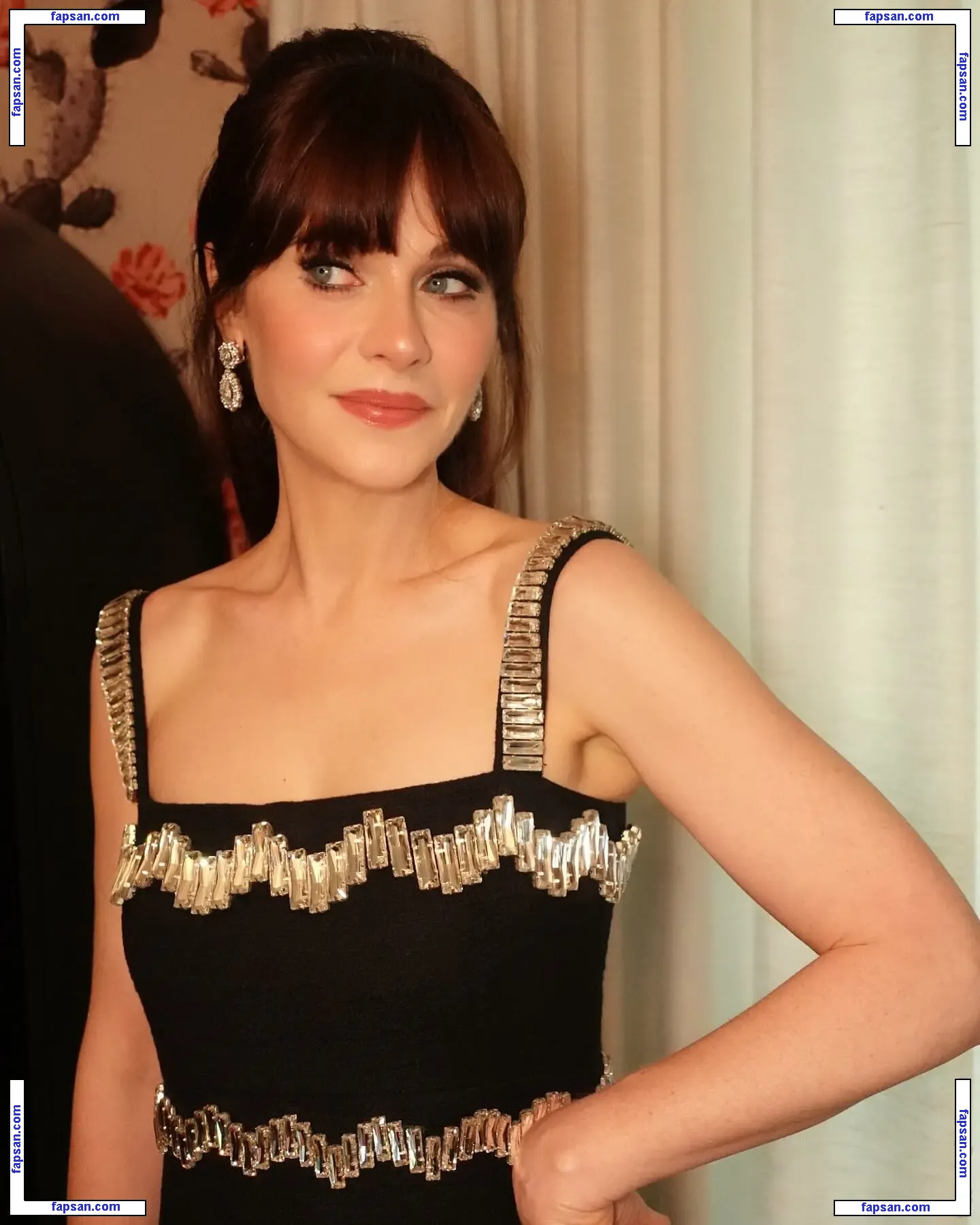 Zooey Deschanel голая фото #0172 с Онлифанс