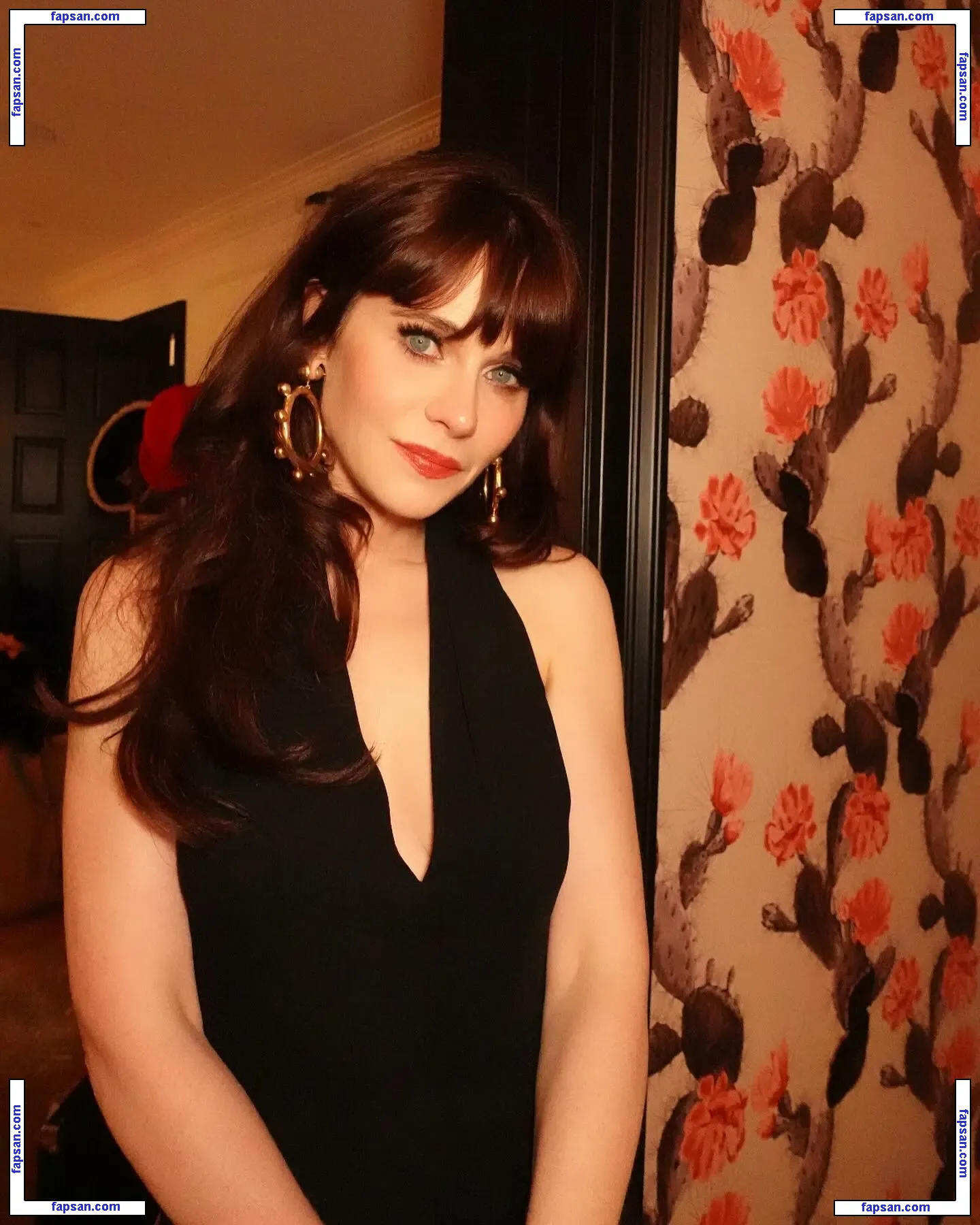 Zooey Deschanel голая фото #0174 с Онлифанс