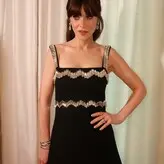 Zooey Deschanel голая #0176