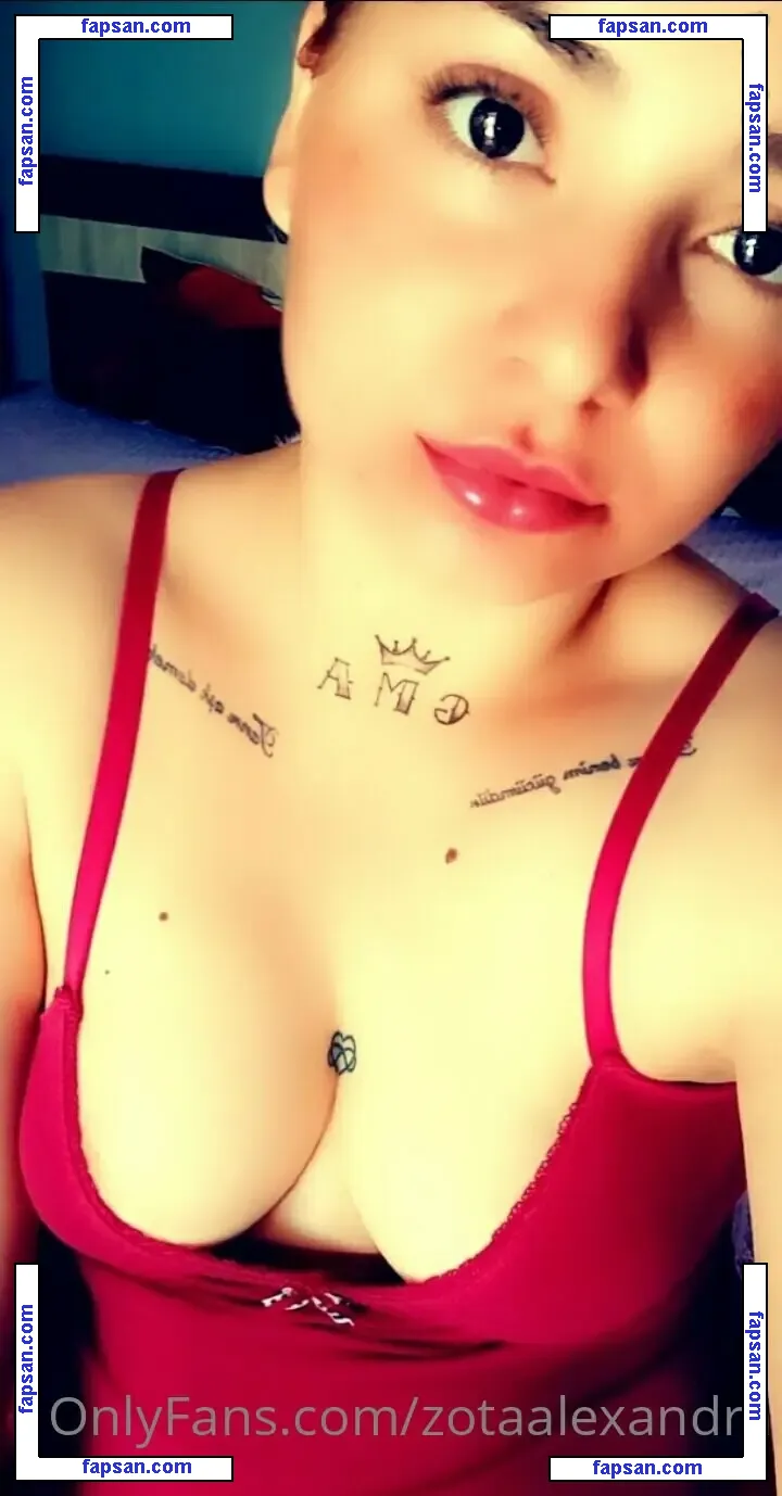 zotaalexandra nude photo #0010 from OnlyFans