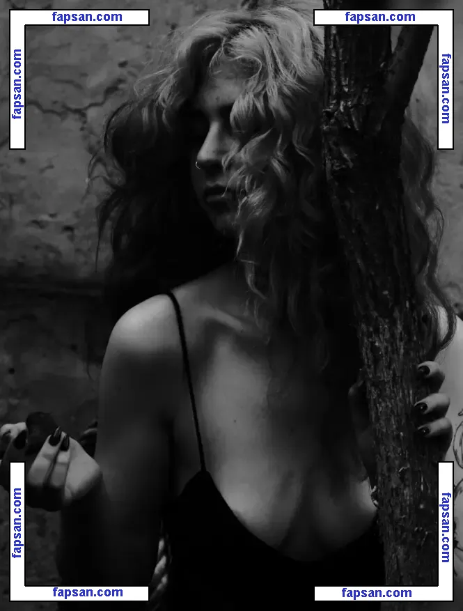 zottelcorn nude photo #0045 from OnlyFans
