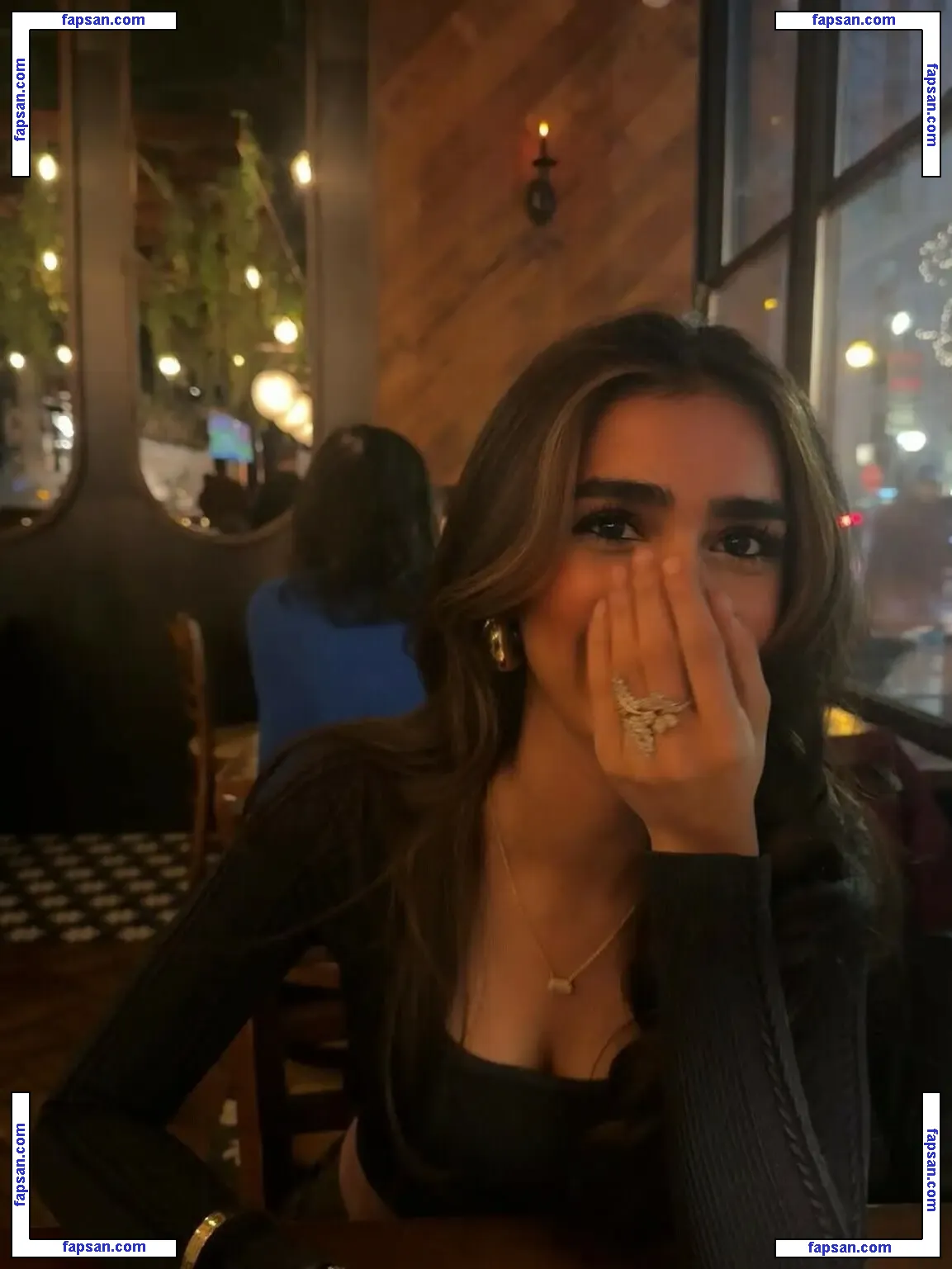 Zoyaurkhan голая фото #0001 с Онлифанс